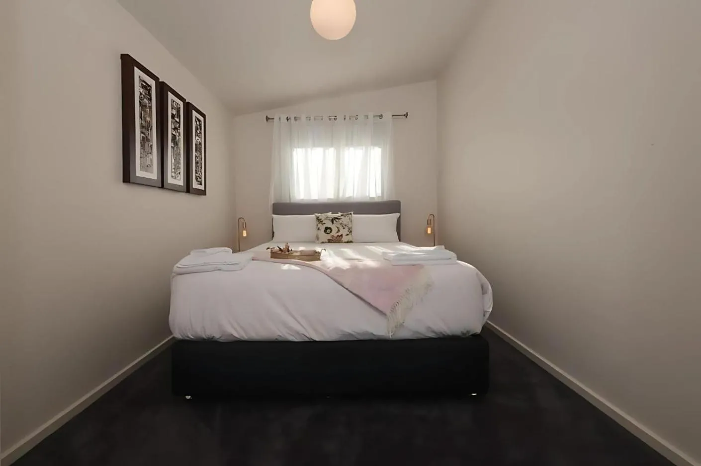 The Little Lollyshop Apartment in Battery Point