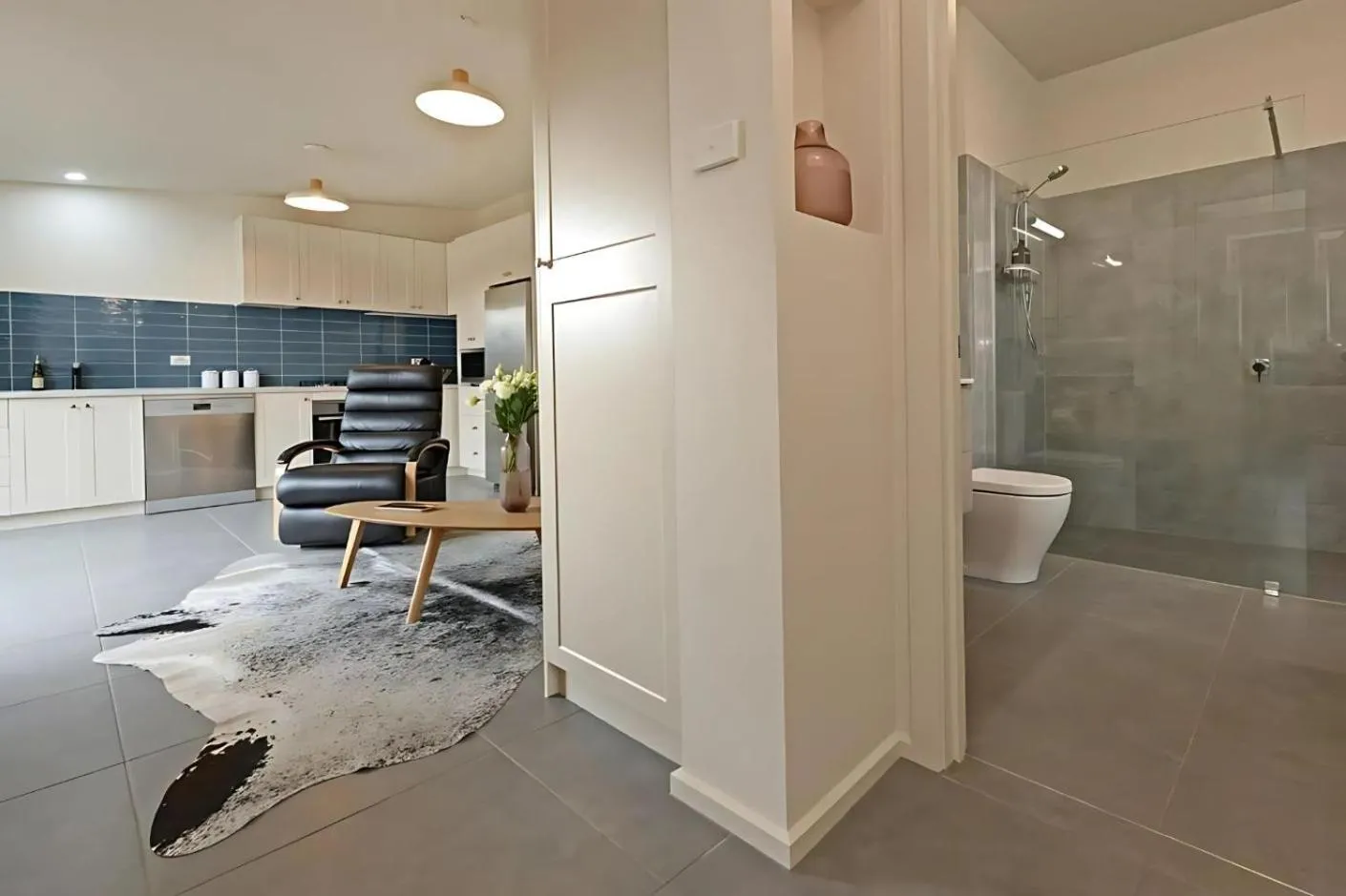 The Little Lollyshop Apartment in Battery Point