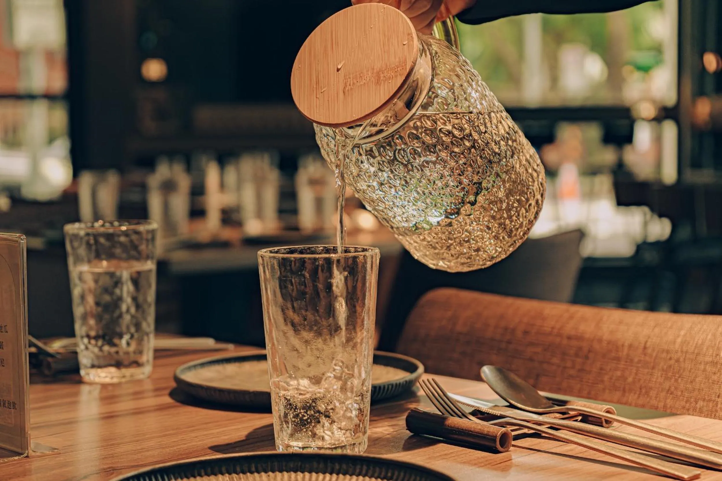 Restaurant/places to eat in OOD Hotel Taipei HangZhou