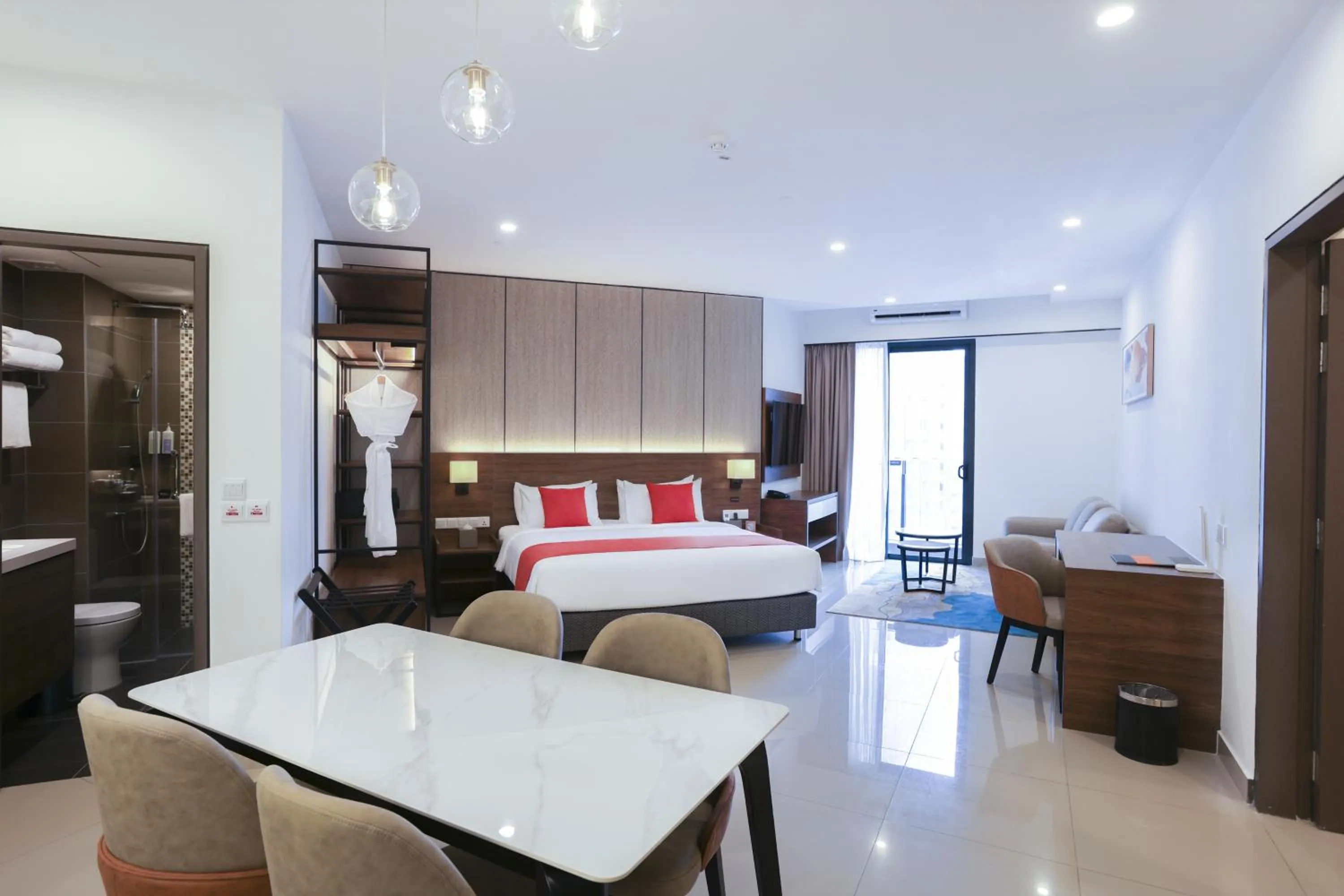 Living room, Bed in Wyndham Ion Majestic Genting Highlands