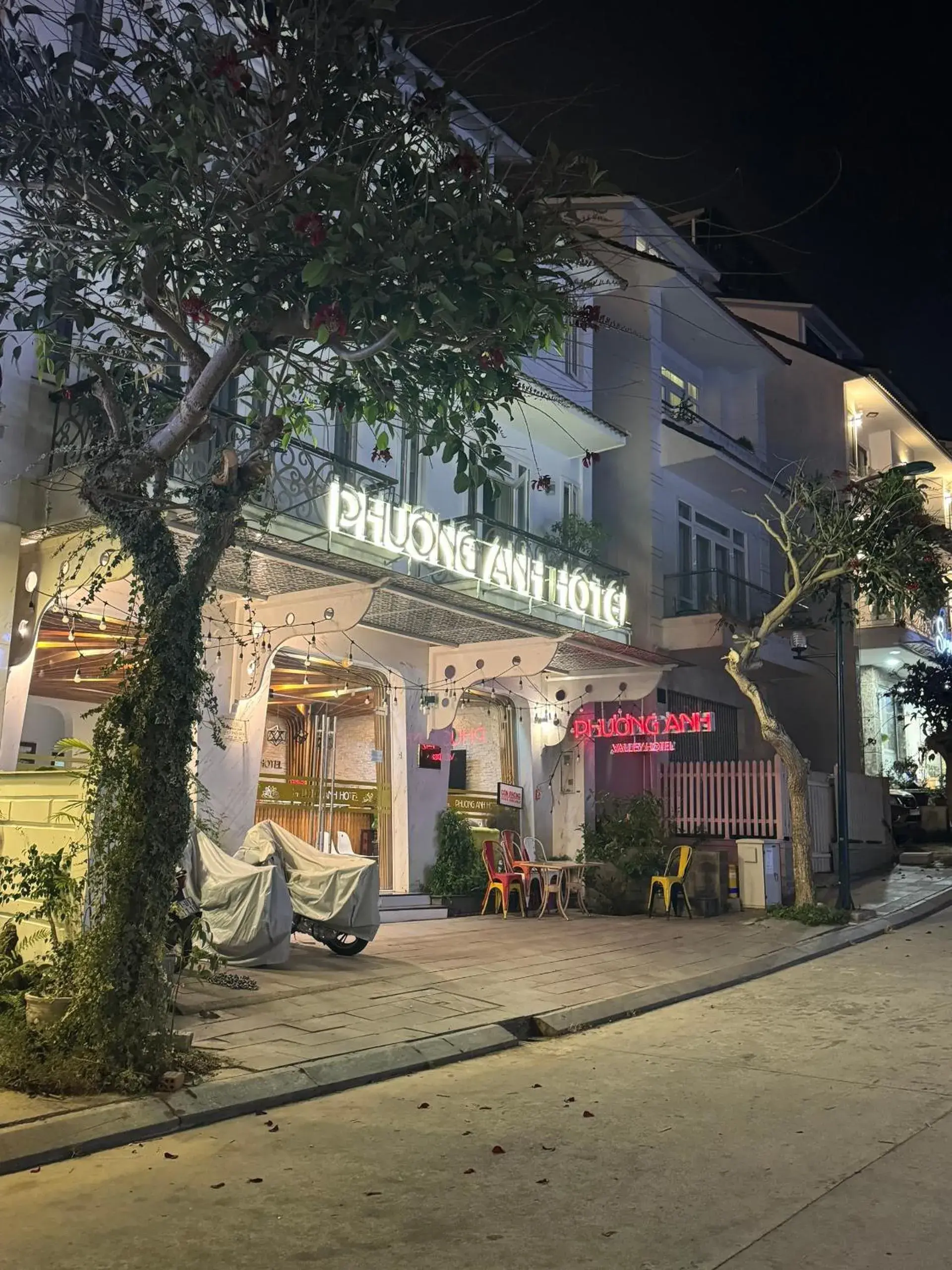 Property building in Phương Anh Valley Hotel Property building in Phương Anh Valley Hotel