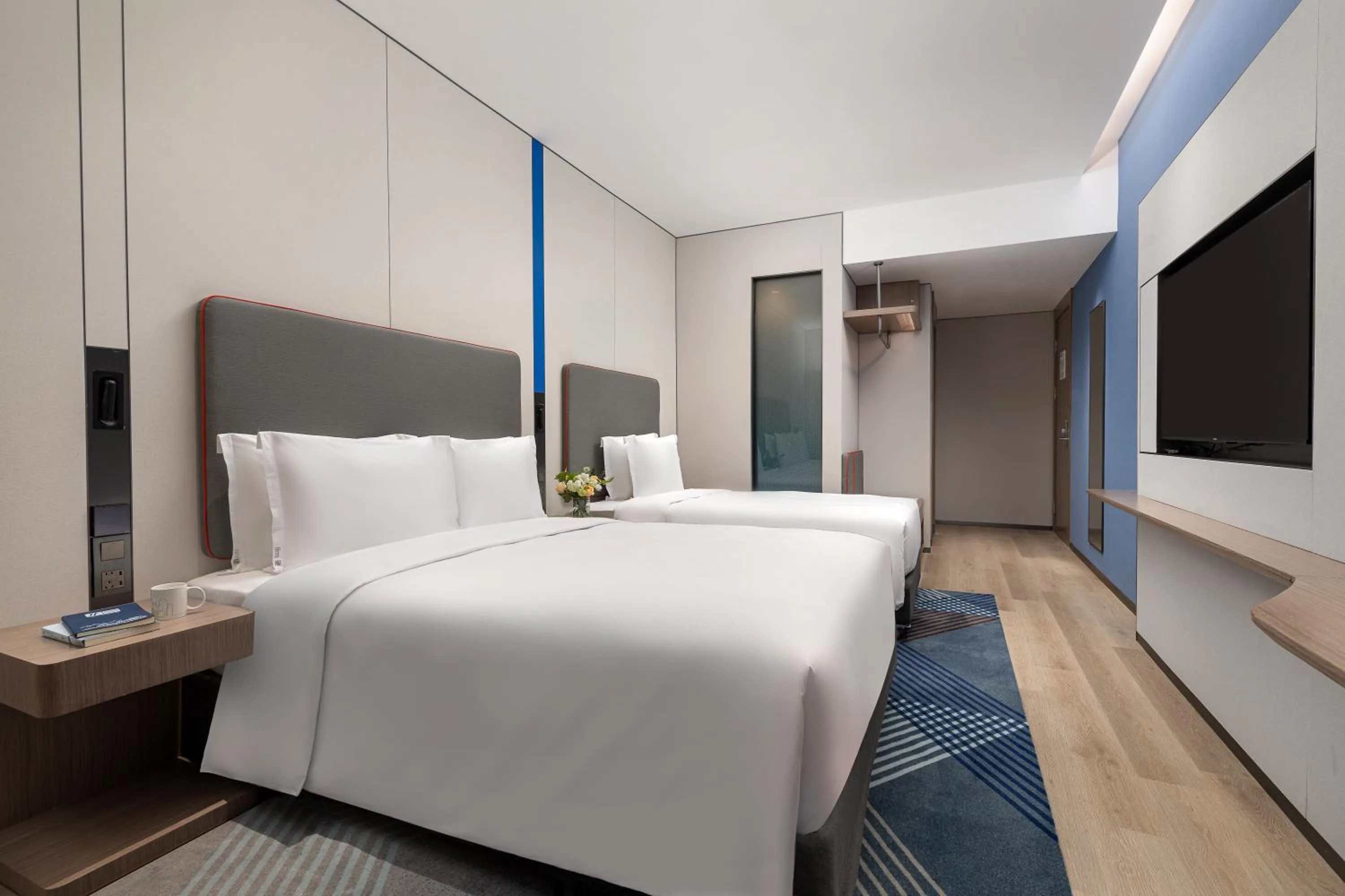 Photo of the whole room, Bed in Holiday Inn Express Changfeng Park