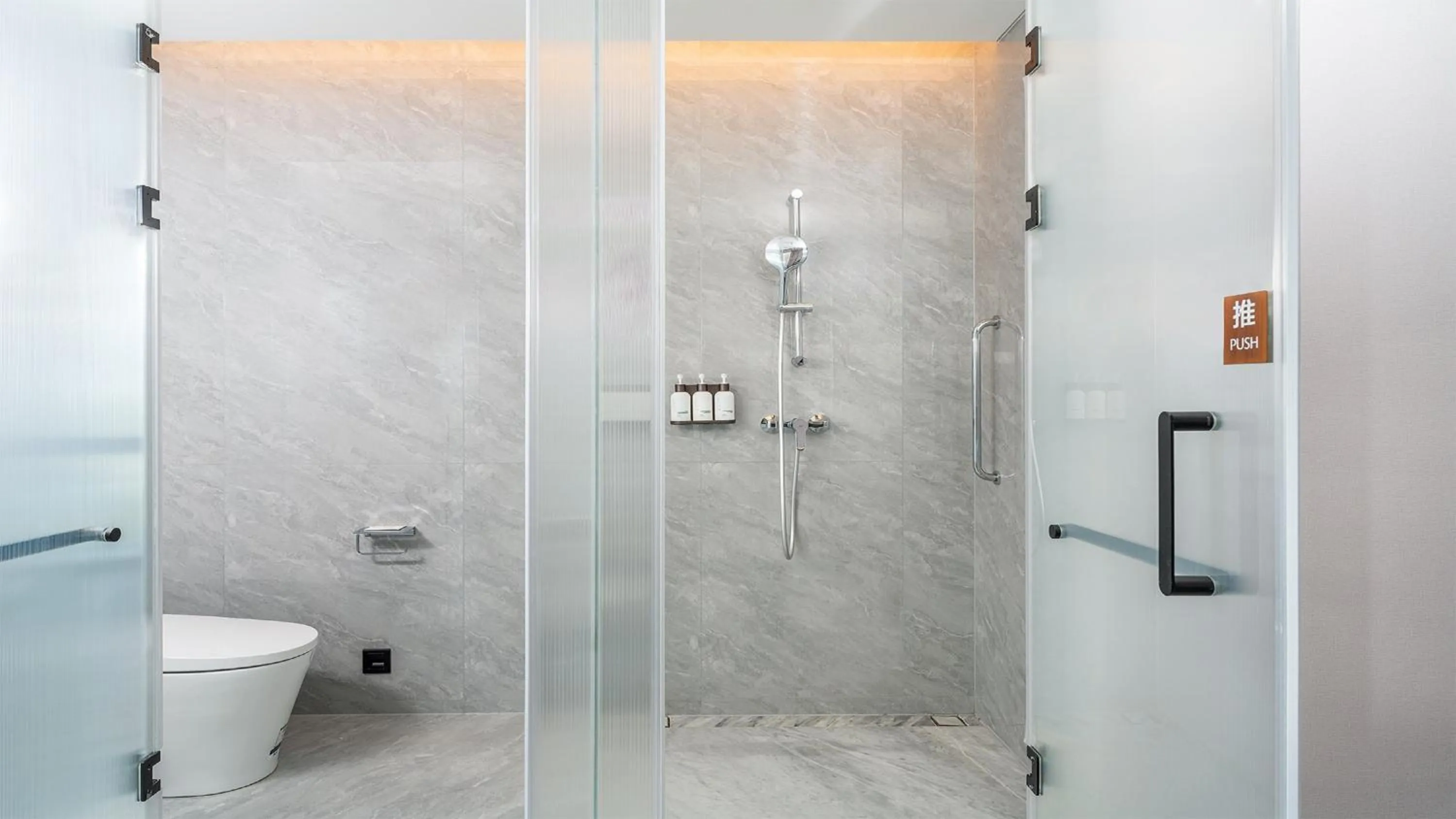 Bathroom in EVEN Hotel Yinchuan Yuehai by IHG