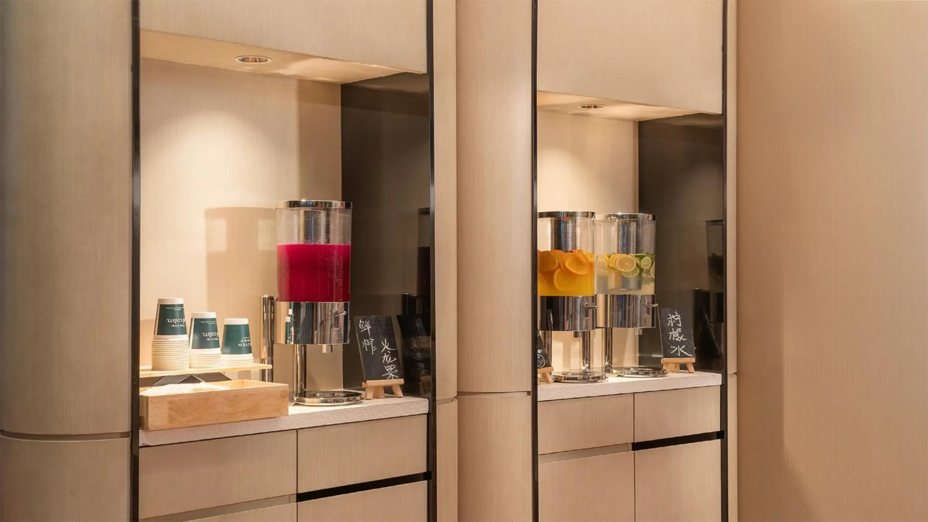 Bedroom in EVEN Hotel Yinchuan Yuehai by IHG Bedroom in EVEN Hotel Yinchuan Yuehai by IHG