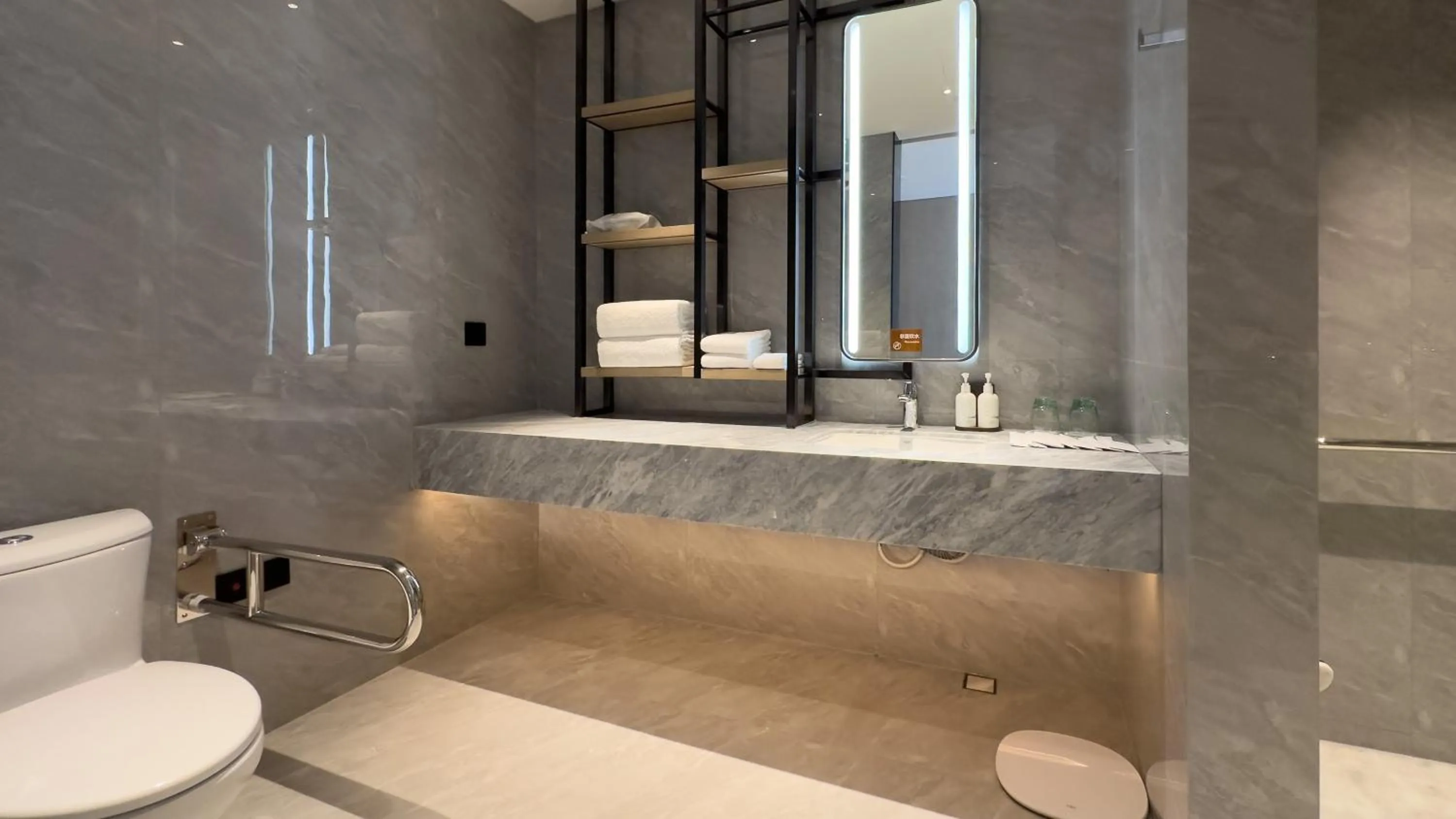 Bathroom in EVEN Hotel Yinchuan Yuehai by IHG