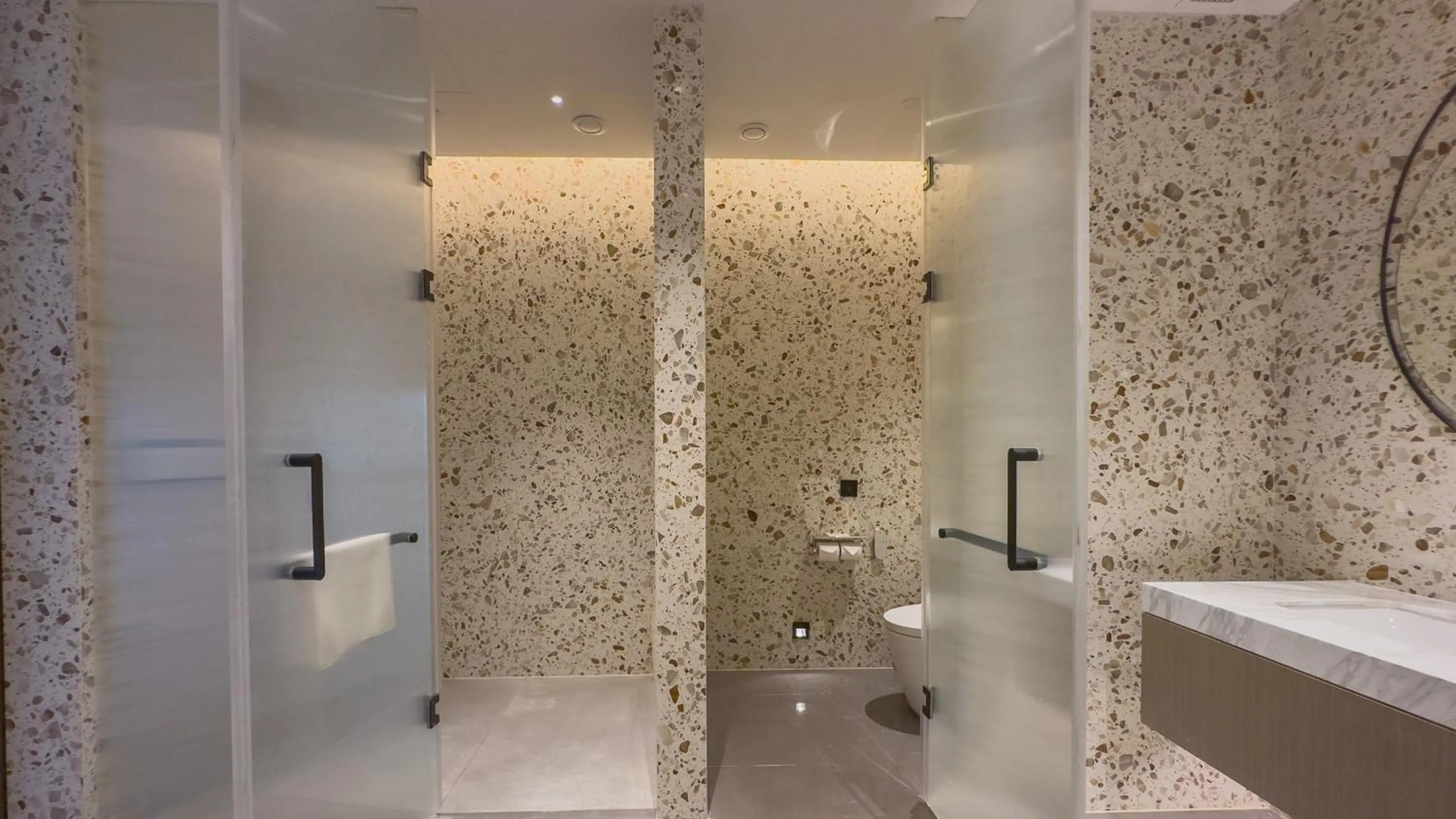 Bedroom in EVEN Hotel Yinchuan Yuehai by IHG