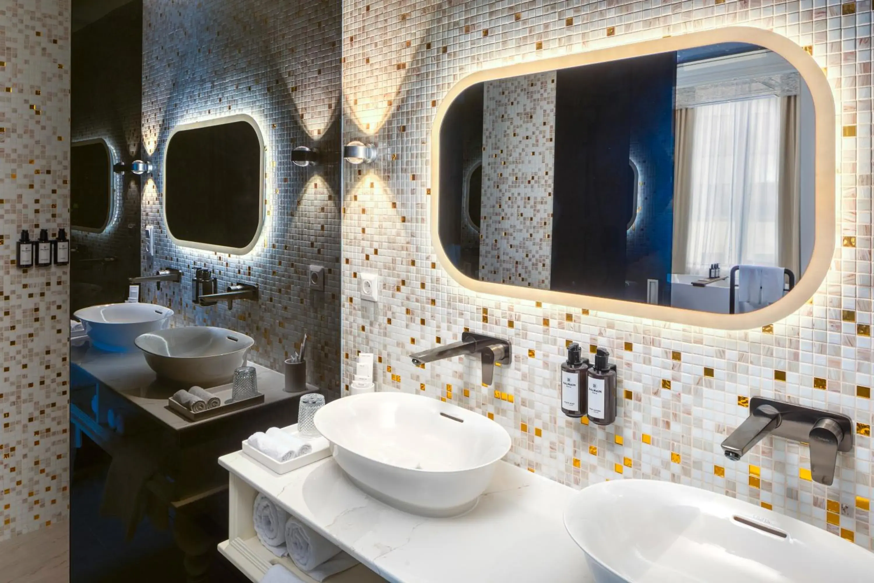 Bathroom in Kimpton BEM Budapest by IHG Bathroom in Kimpton BEM Budapest by IHG