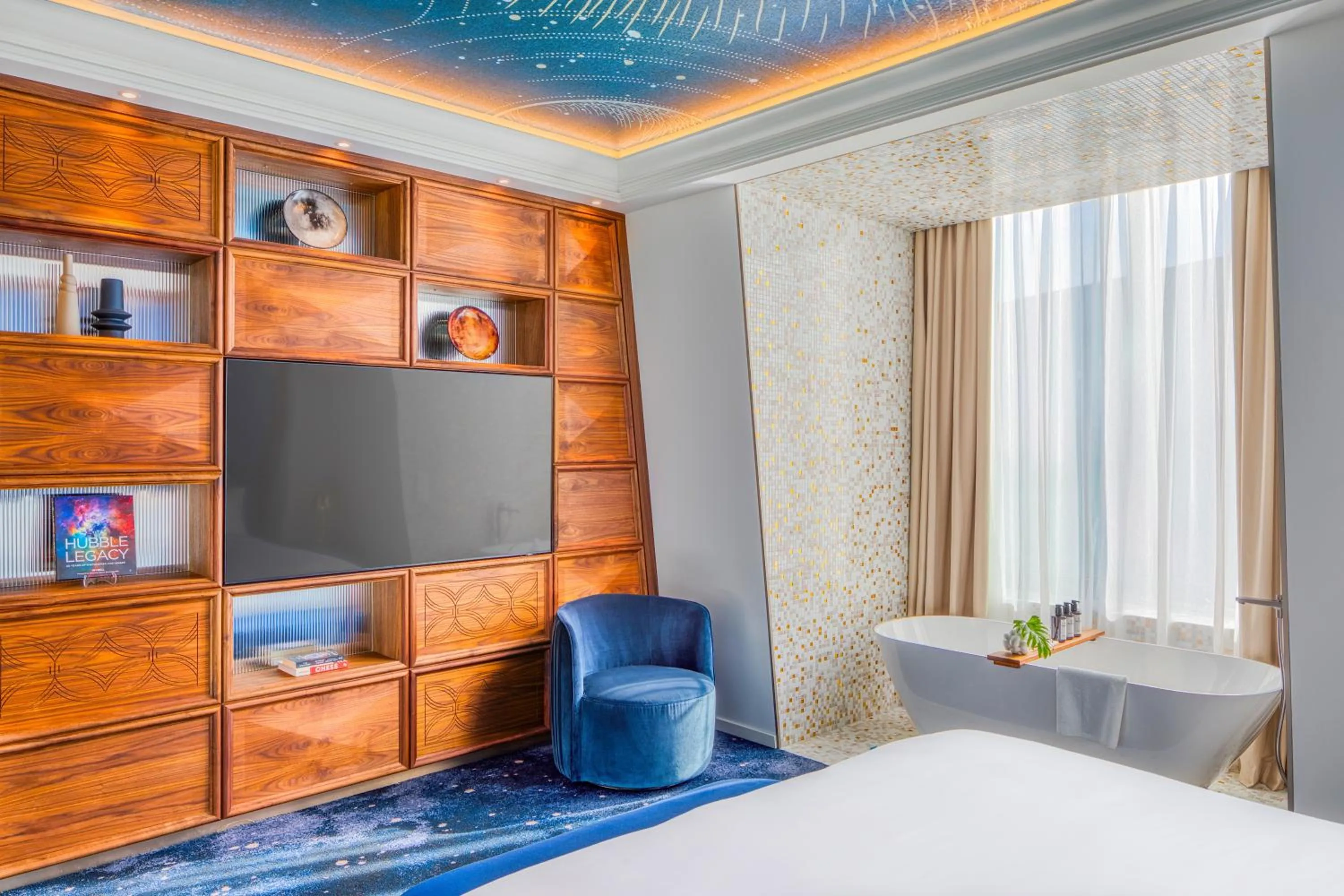 TV and multimedia, Bed in Kimpton BEM Budapest by IHG
