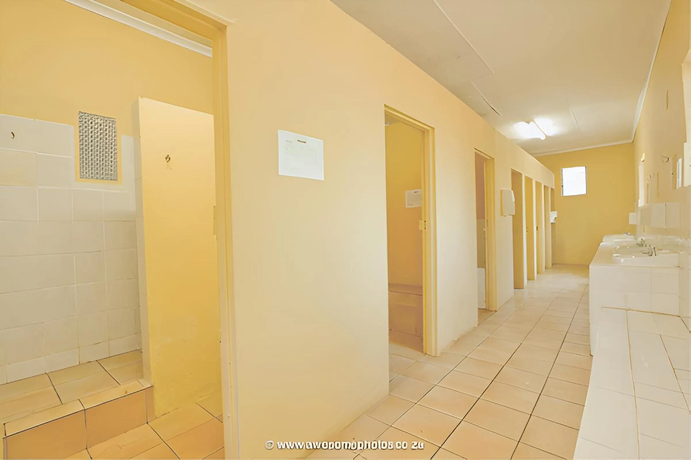 Shower in Elangeni Holiday Resort