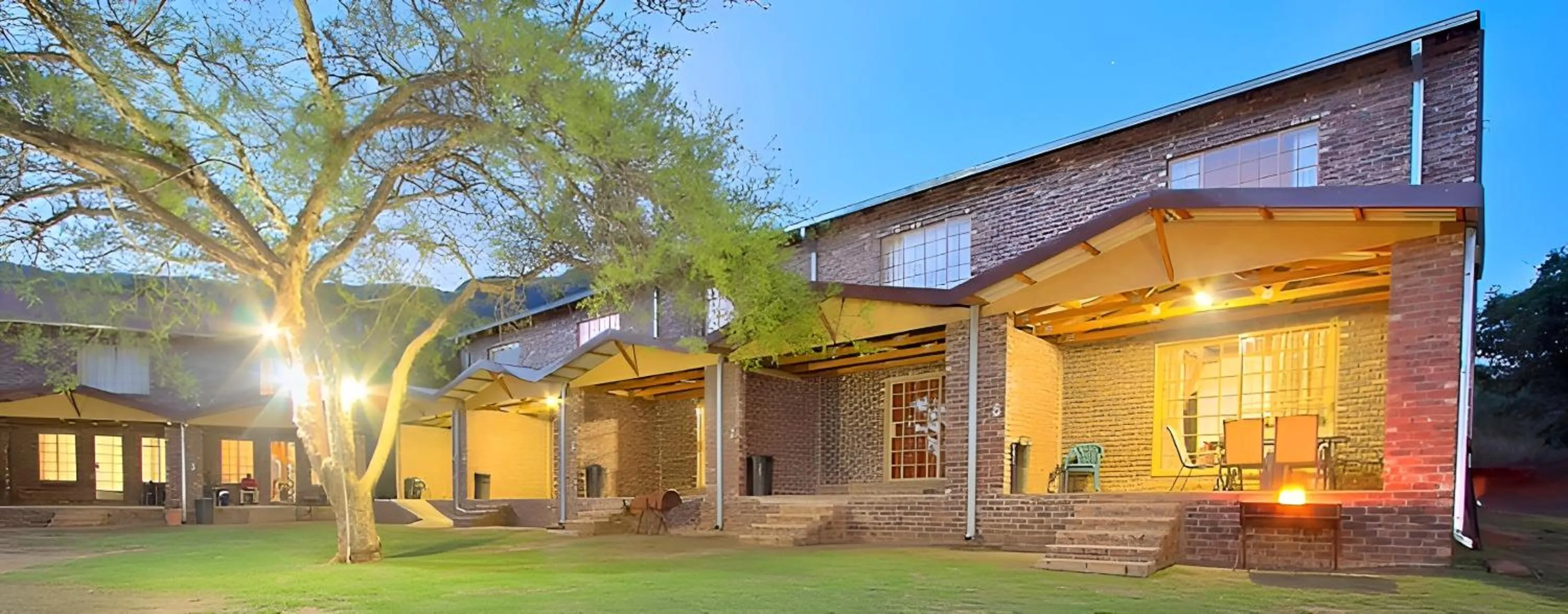 Property building in Elangeni Holiday Resort