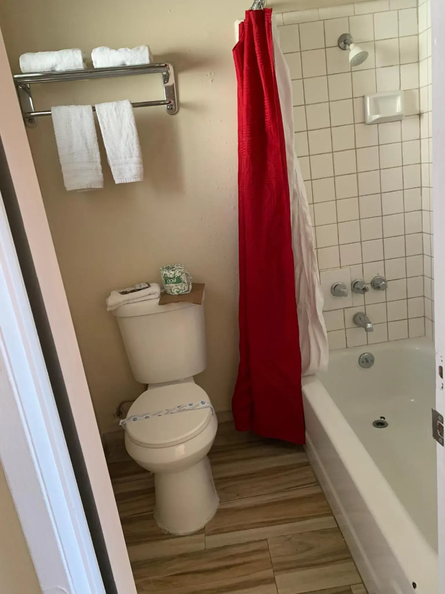 Single Room - single occupancy in Jerry's Motel Single Room - single occupancy in Jerry's Motel