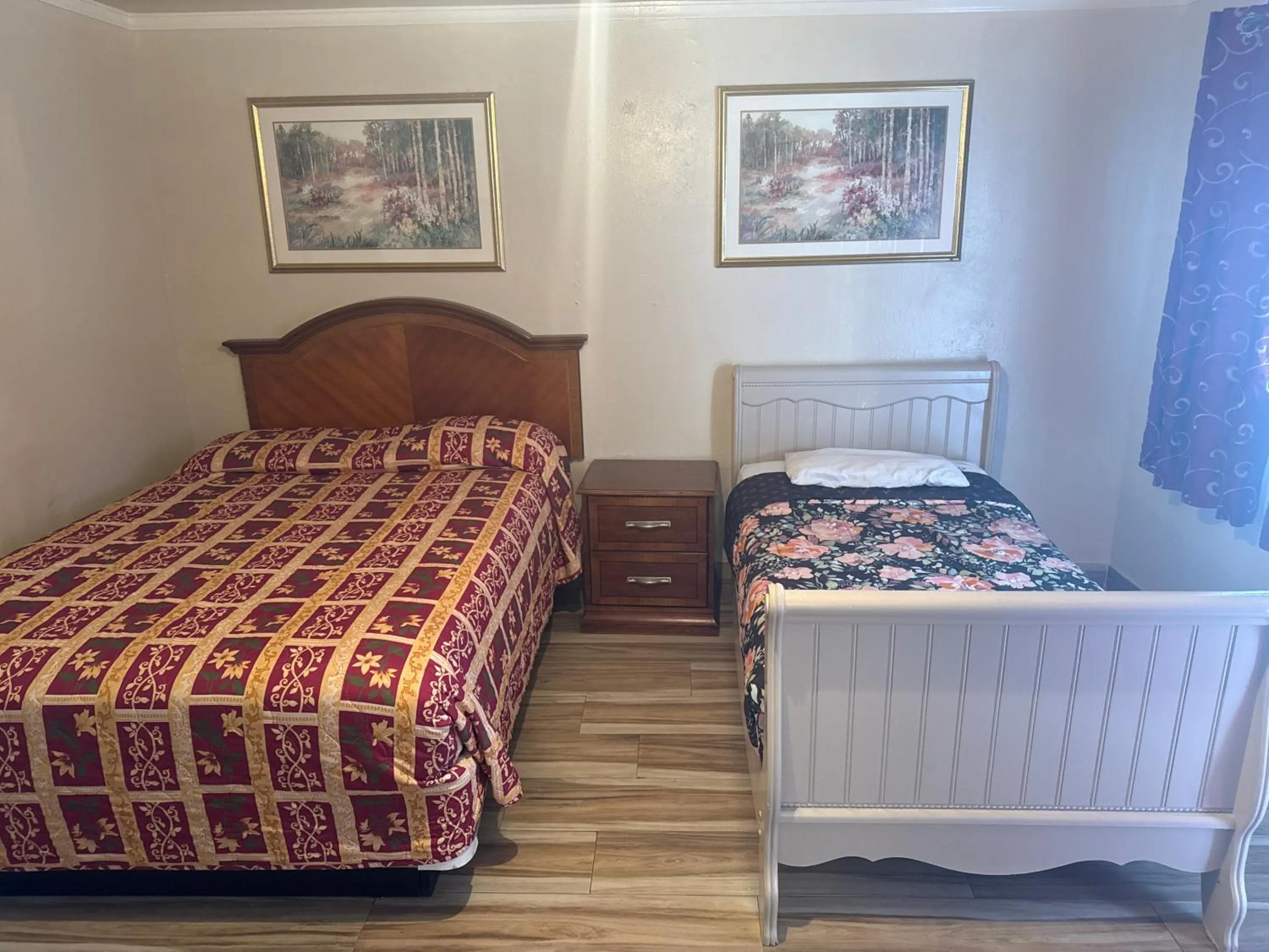 Bed in Jerry's Motel