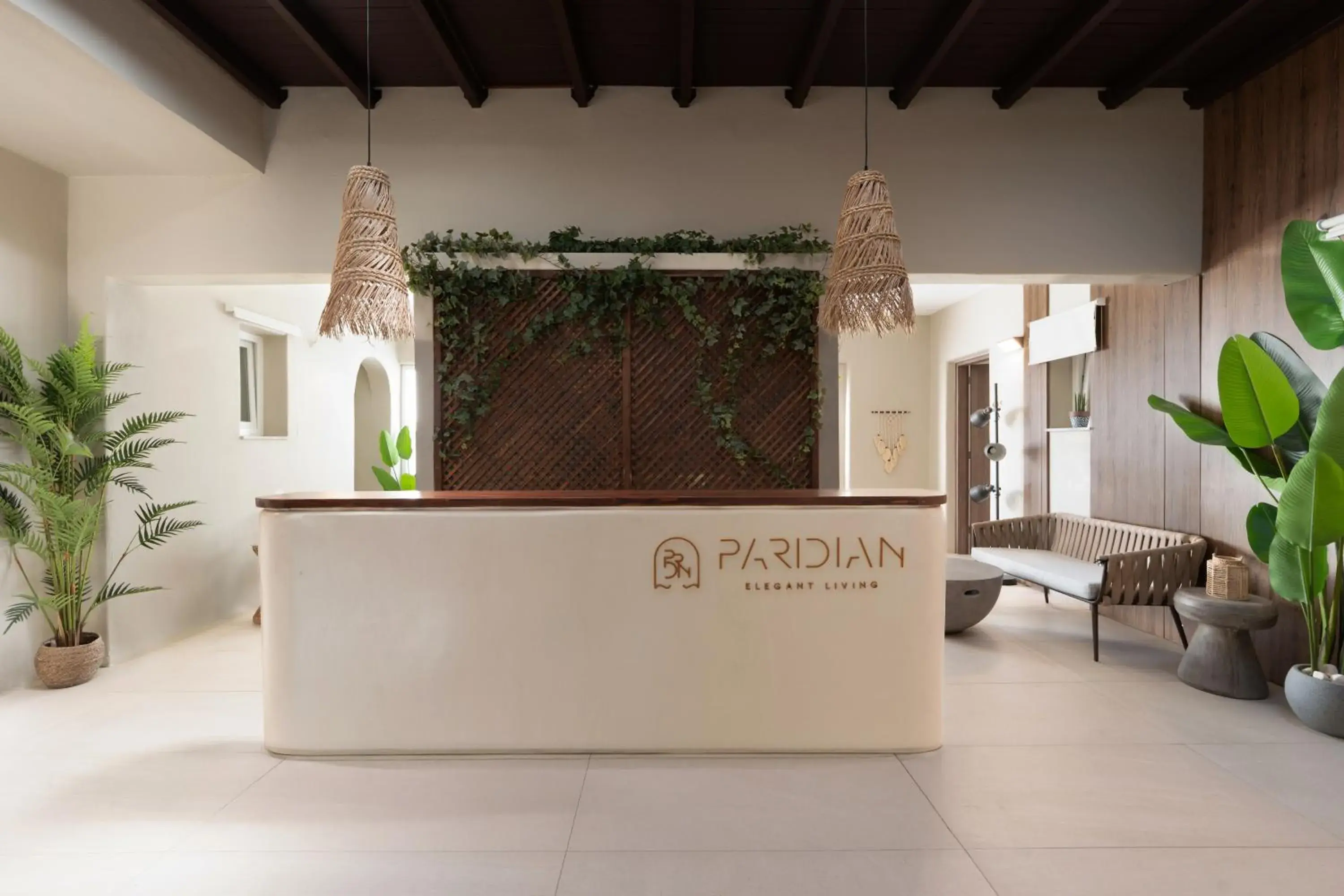 Paridian Elegant Living Paridian Elegant Living