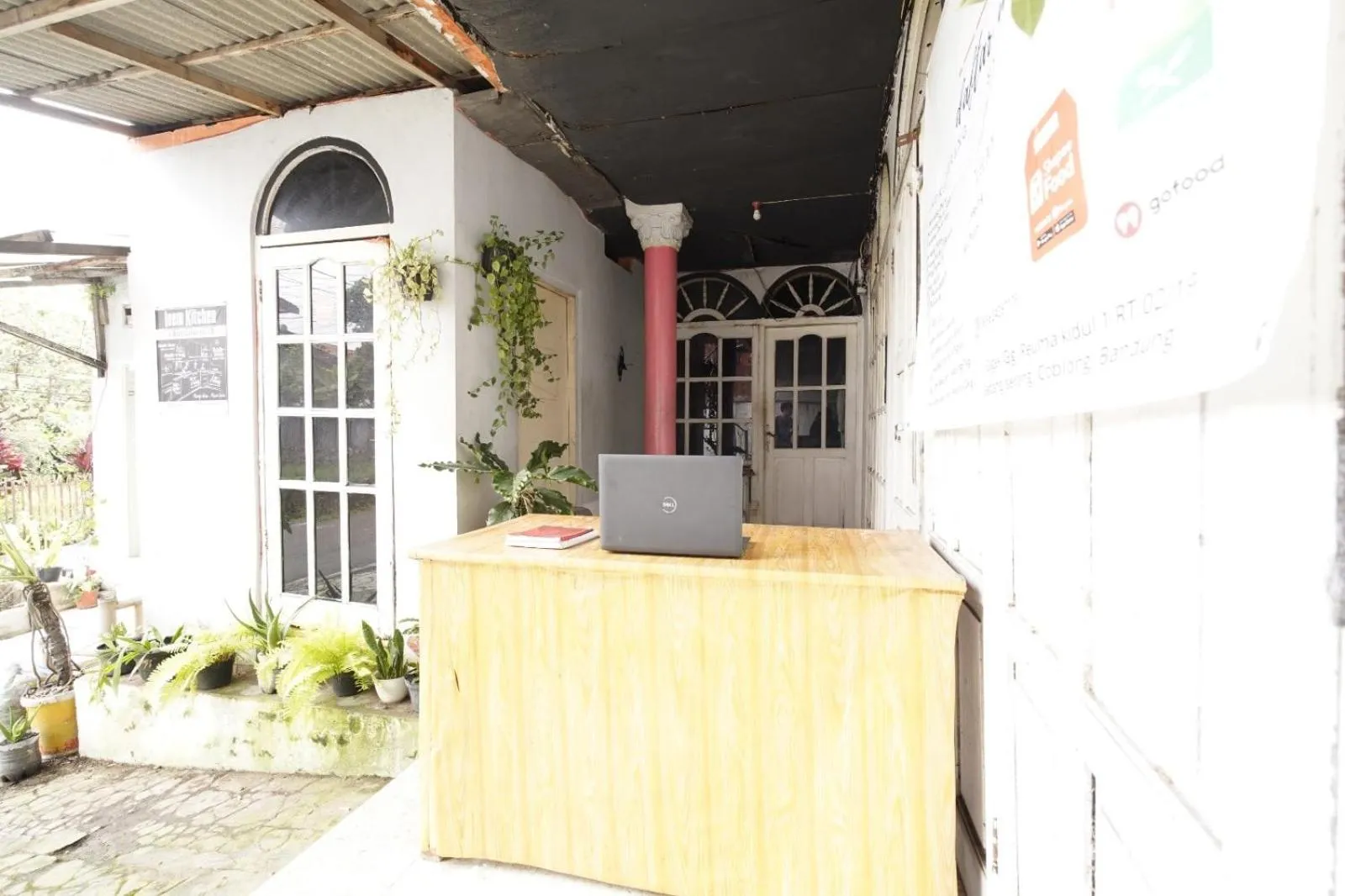 Lobby or reception in Hotel O Blio Guest House Syariah