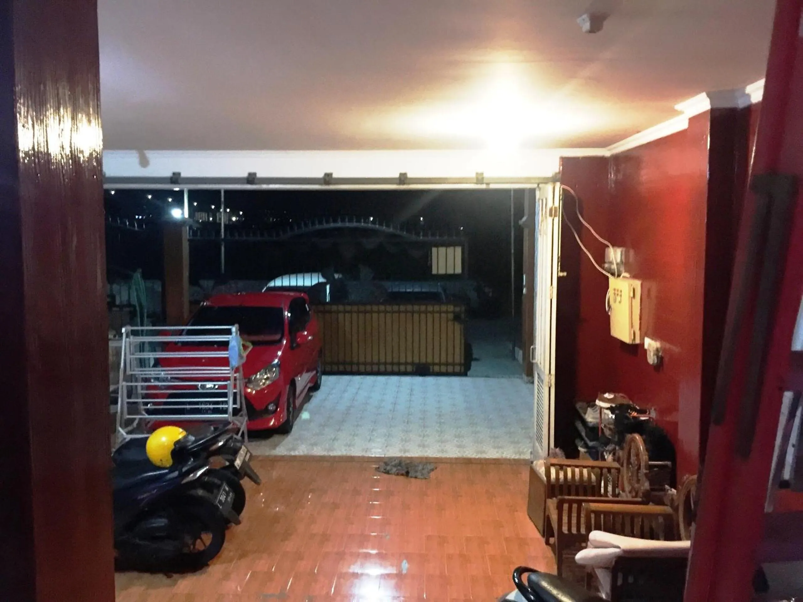 Lobby or reception in Hotel O Guest House Bu Iin Syariah