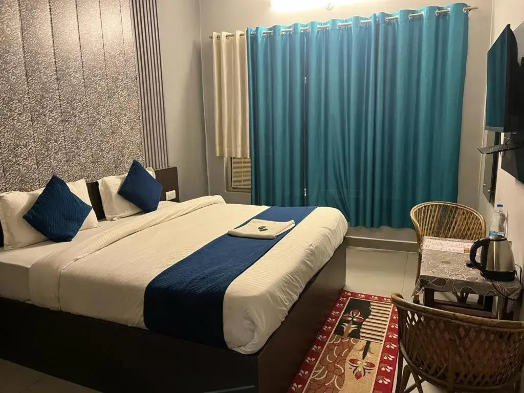 Bathroom in Hotel devoy inn by namastexplorer Bathroom in Hotel devoy inn by namastexplorer