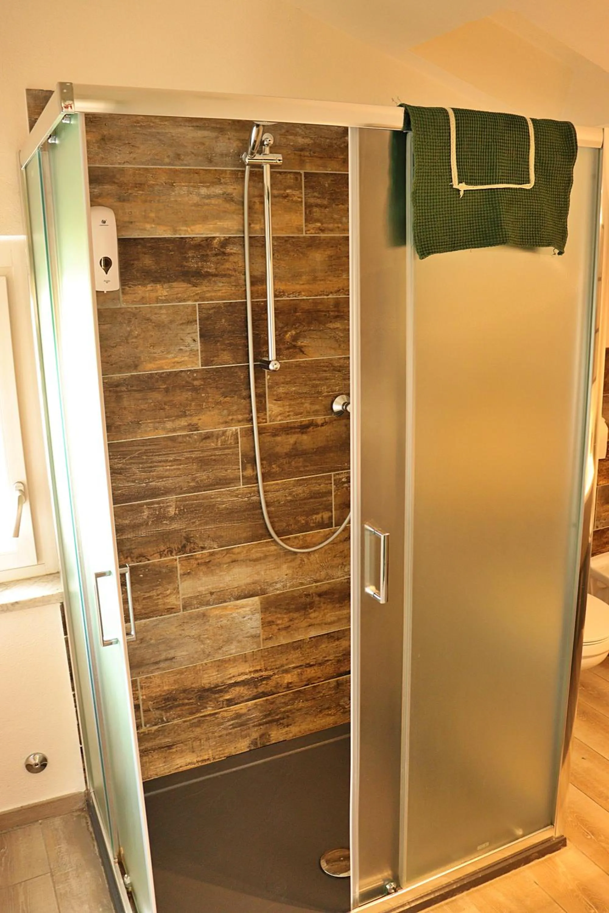 Shower in Lo barbaboc