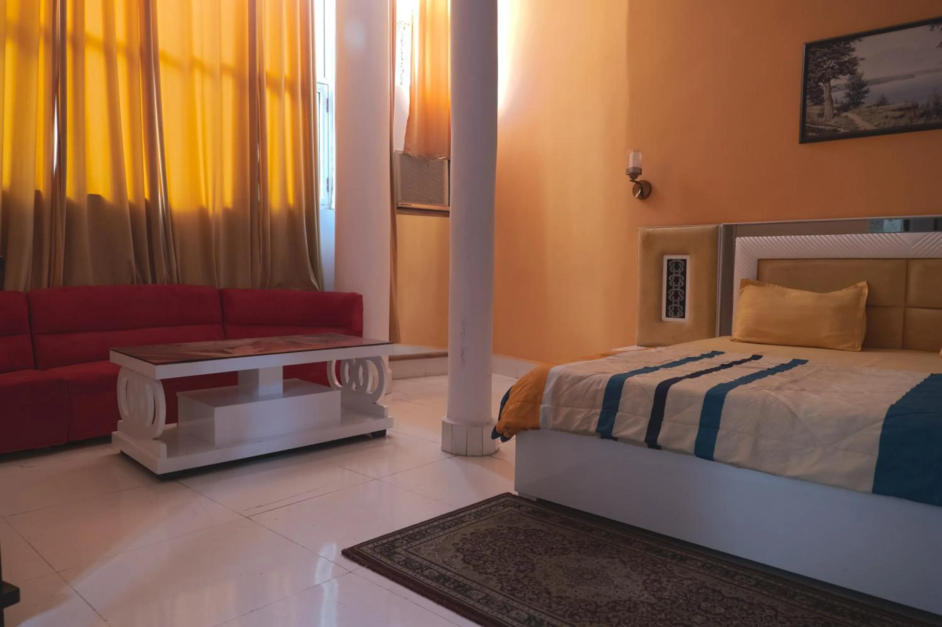 Bed in Embassy Suites