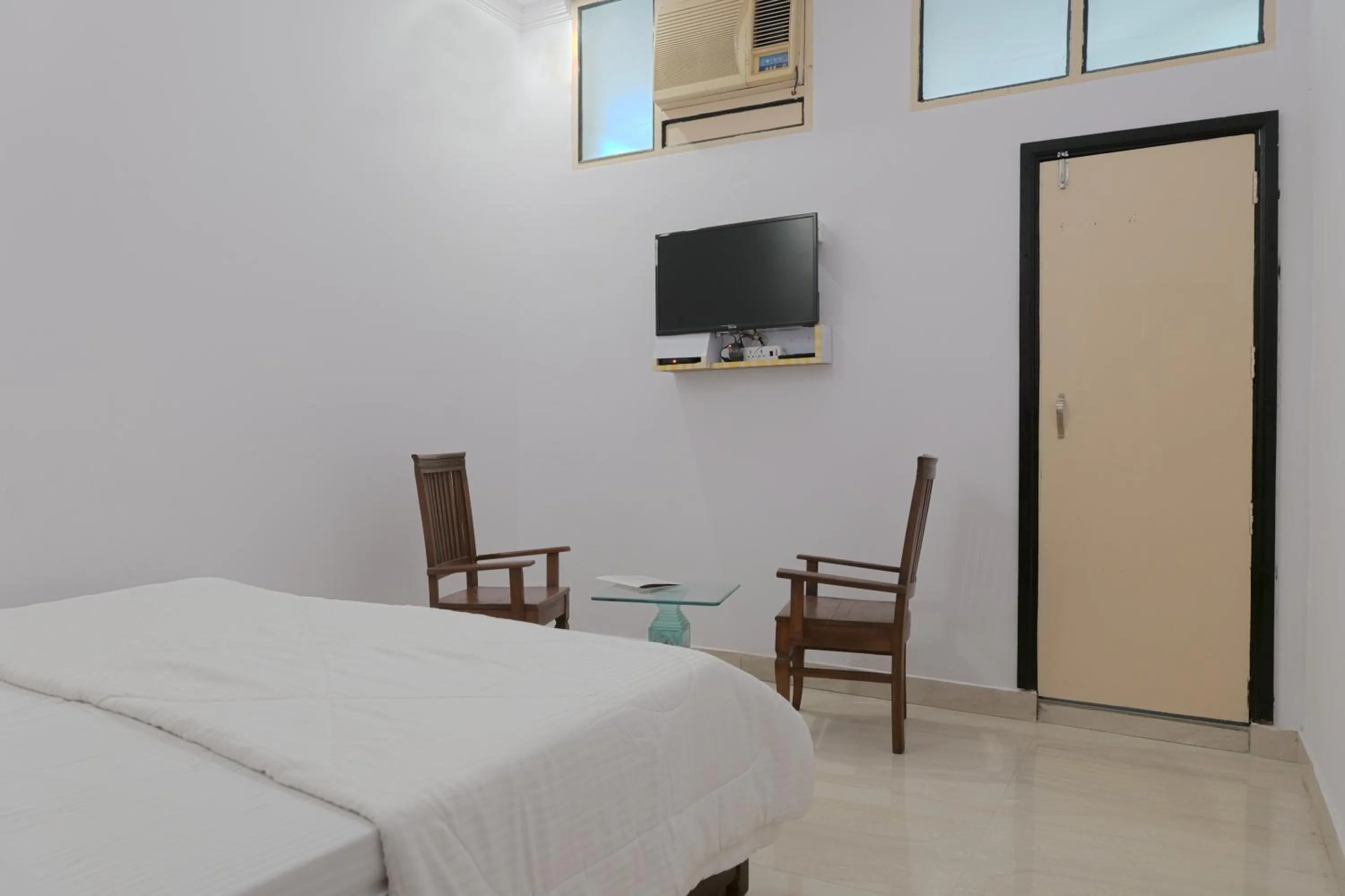 Bed in Embassy Suites