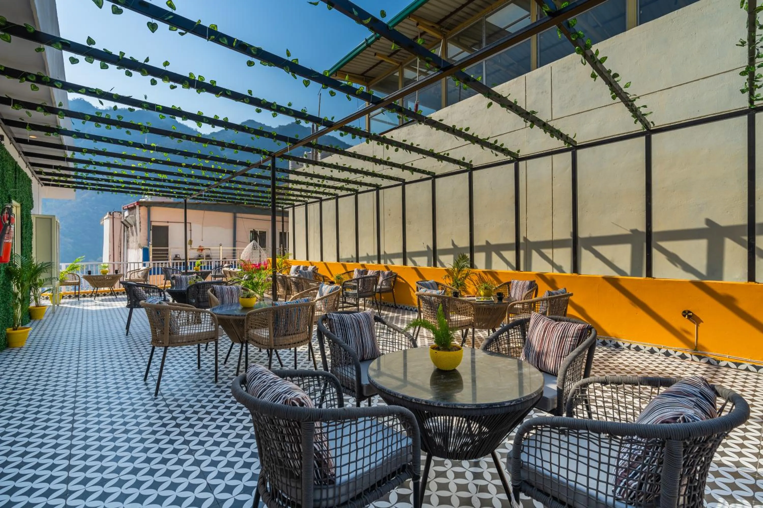 Patio in The Social Stays Rishikesh