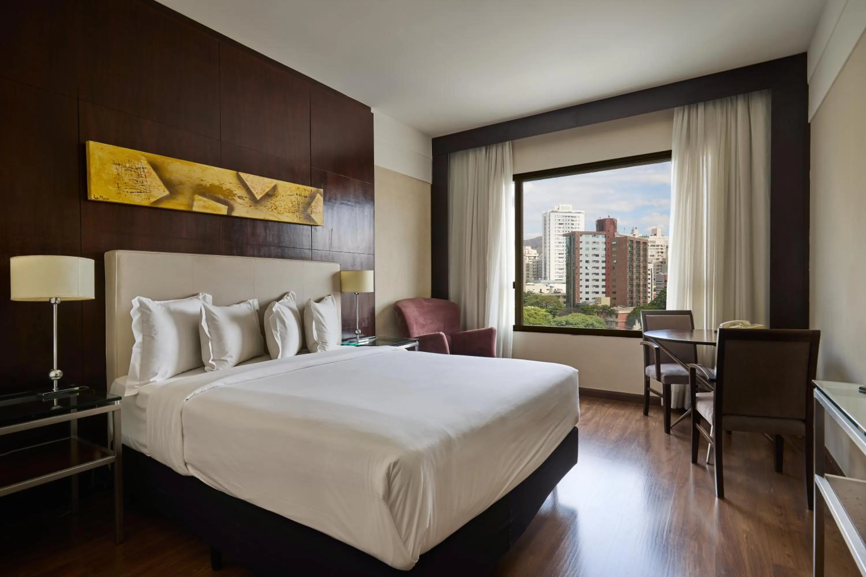 Bedroom, Bed in Mercure Belo Horizonte Lourdes