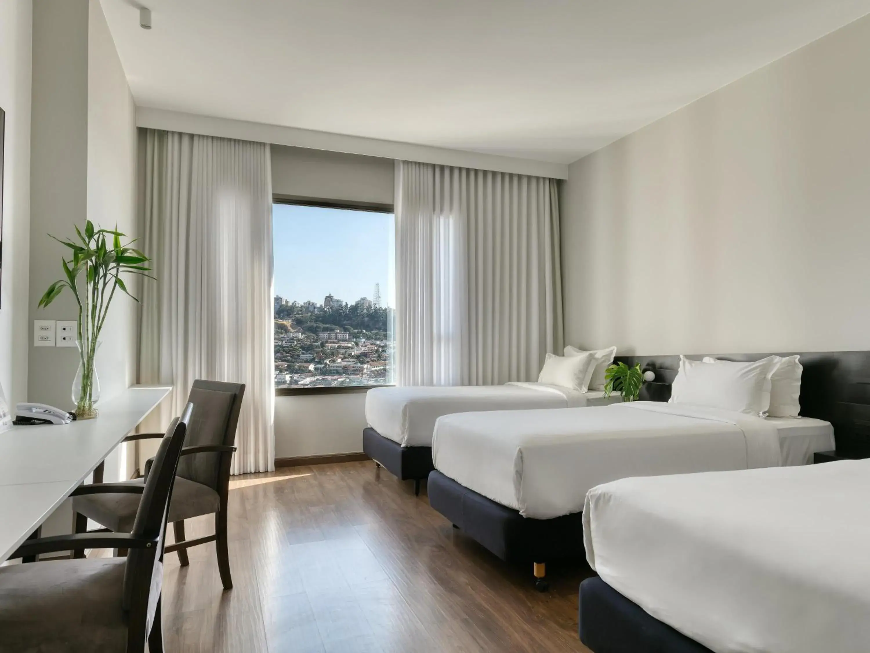 Bedroom, Bed in Mercure Belo Horizonte Lourdes Bedroom, Bed in Mercure Belo Horizonte Lourdes