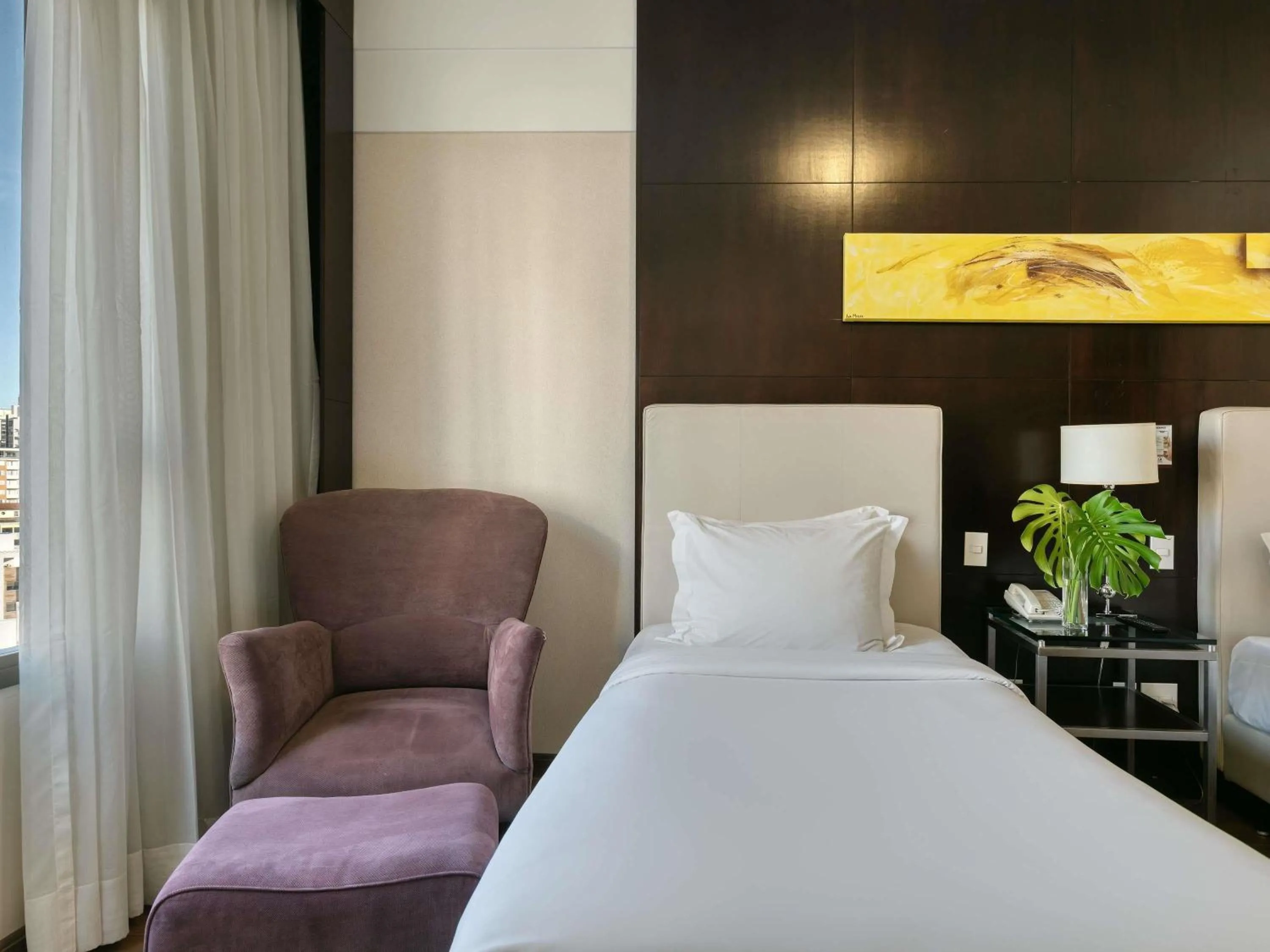 Bedroom, Bed in Mercure Belo Horizonte Lourdes