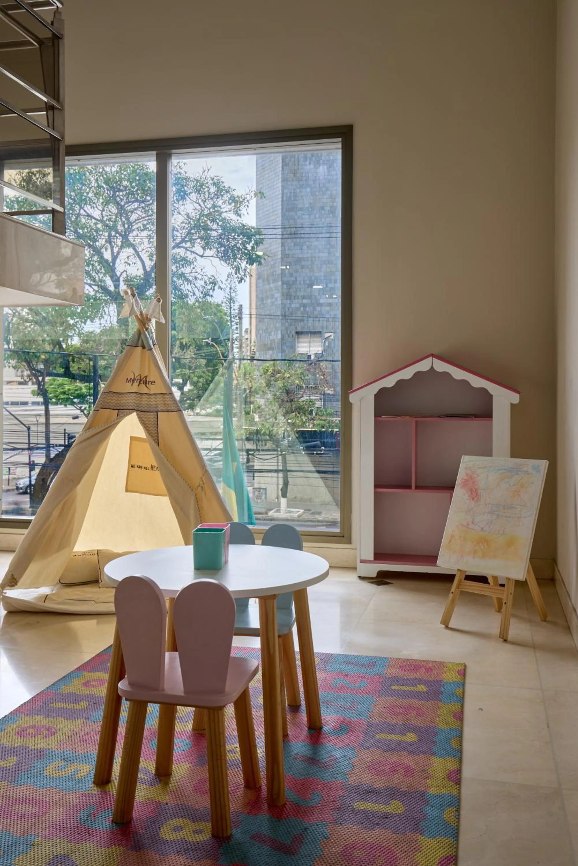 children in Mercure Belo Horizonte Lourdes