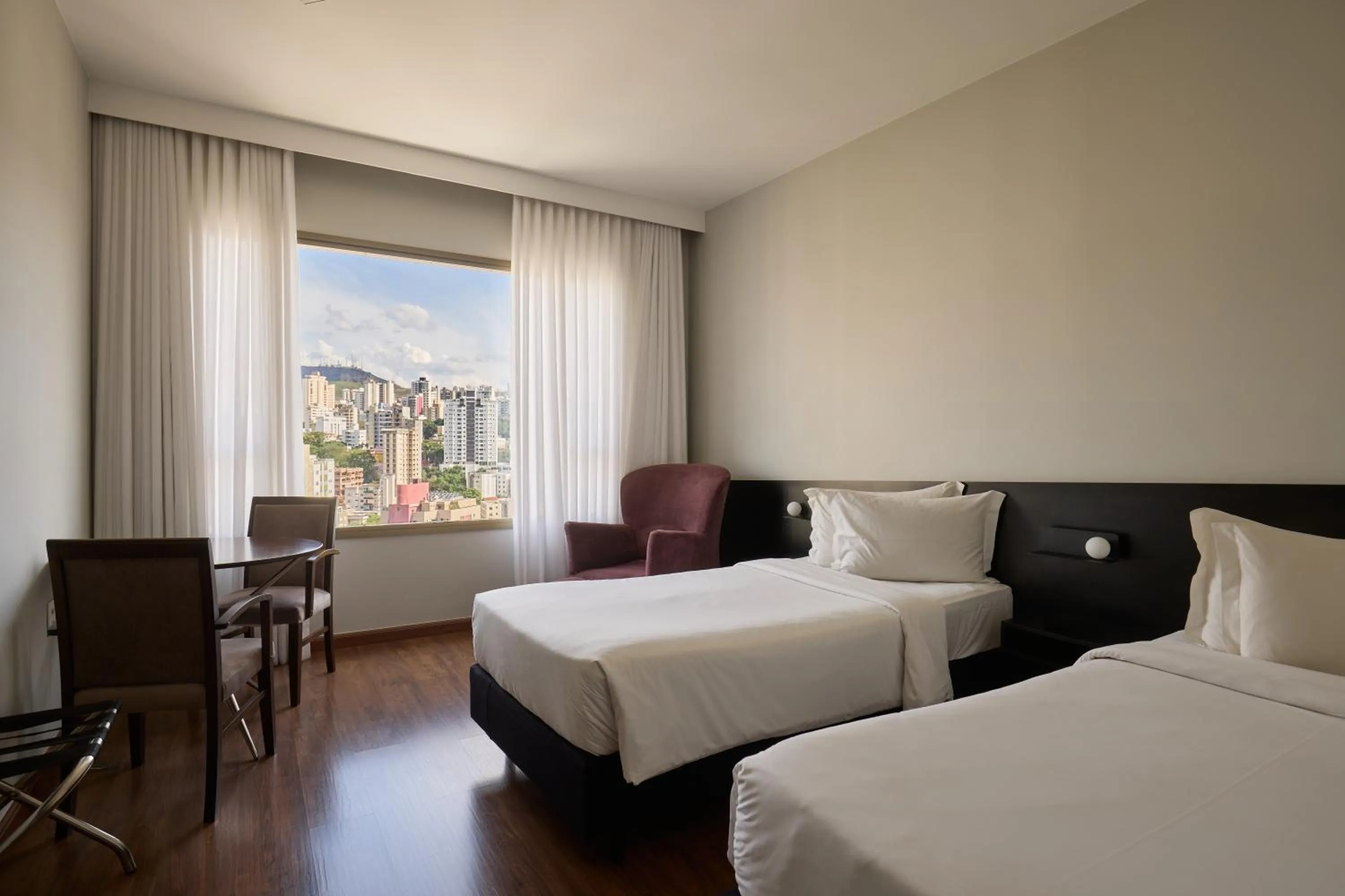 Bedroom, Bed in Mercure Belo Horizonte Lourdes