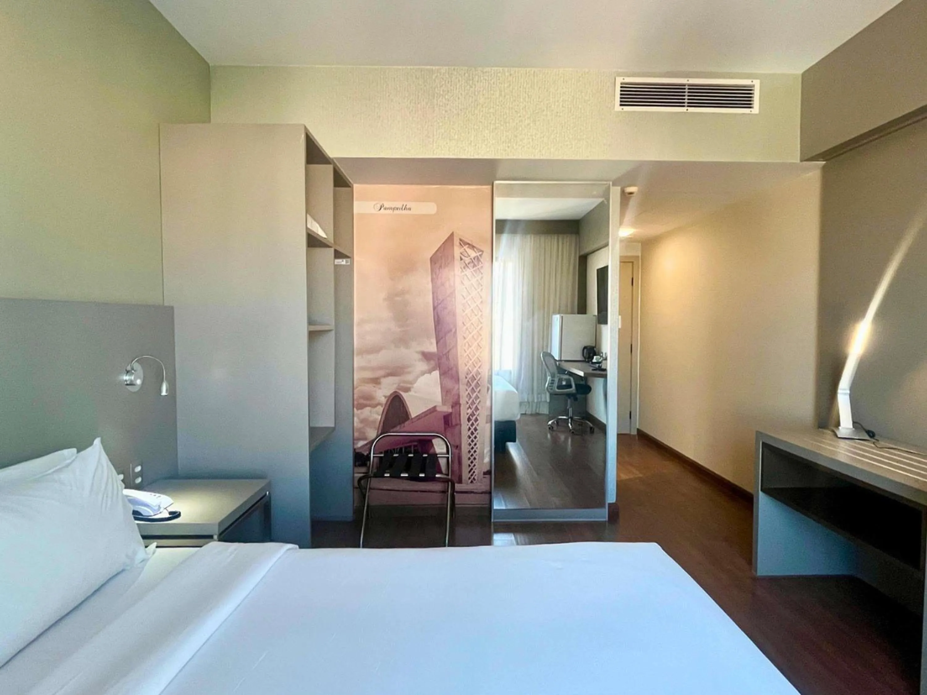 Bedroom, Bed in Mercure Belo Horizonte Lourdes