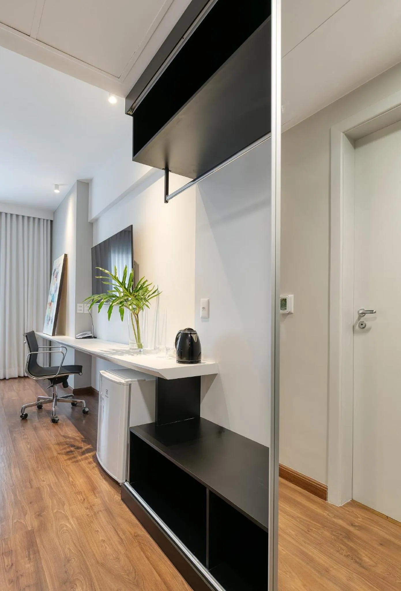 Coffee/tea facilities in Mercure Belo Horizonte Lourdes