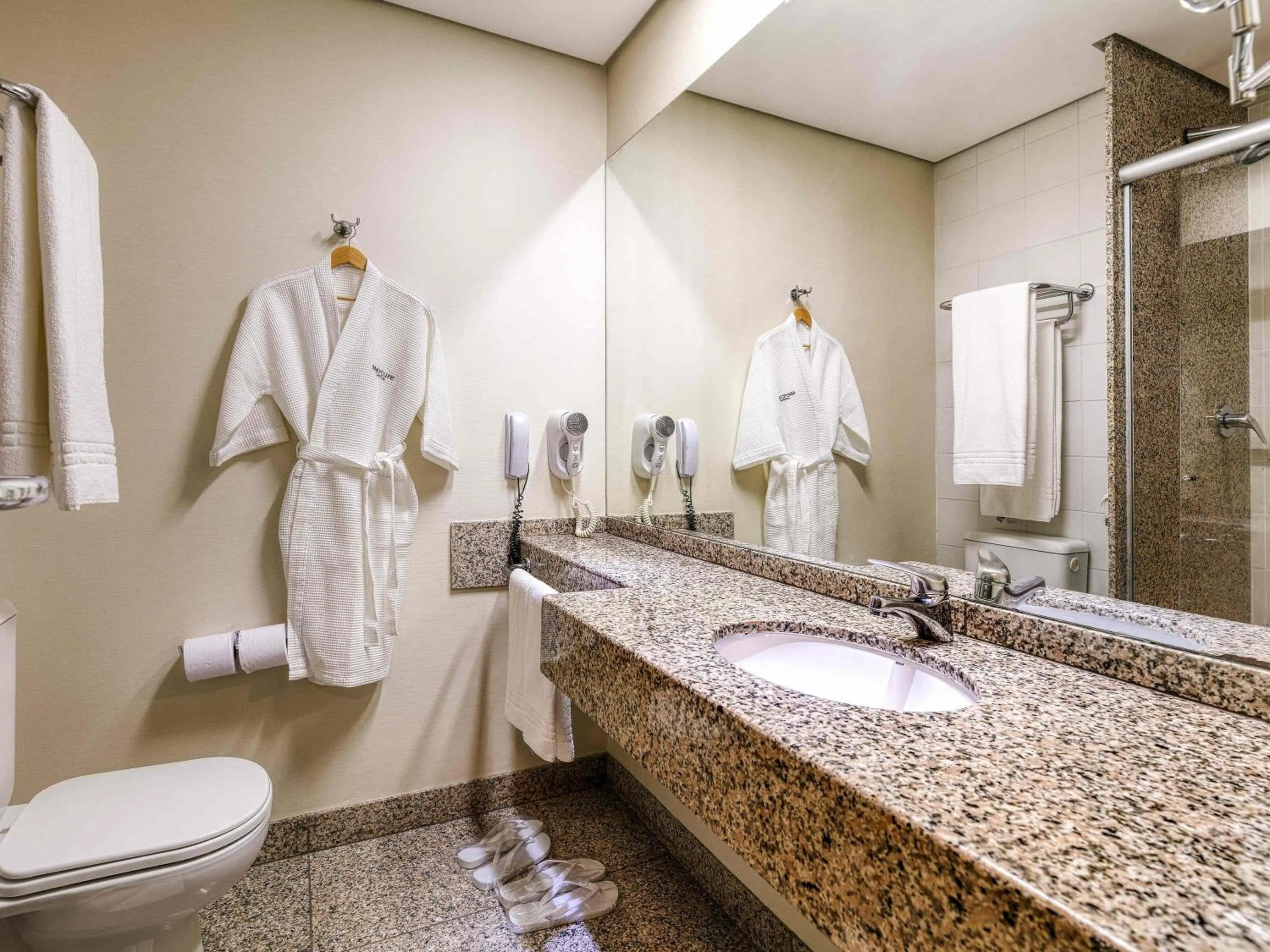 Bedroom in Mercure Belo Horizonte Lourdes