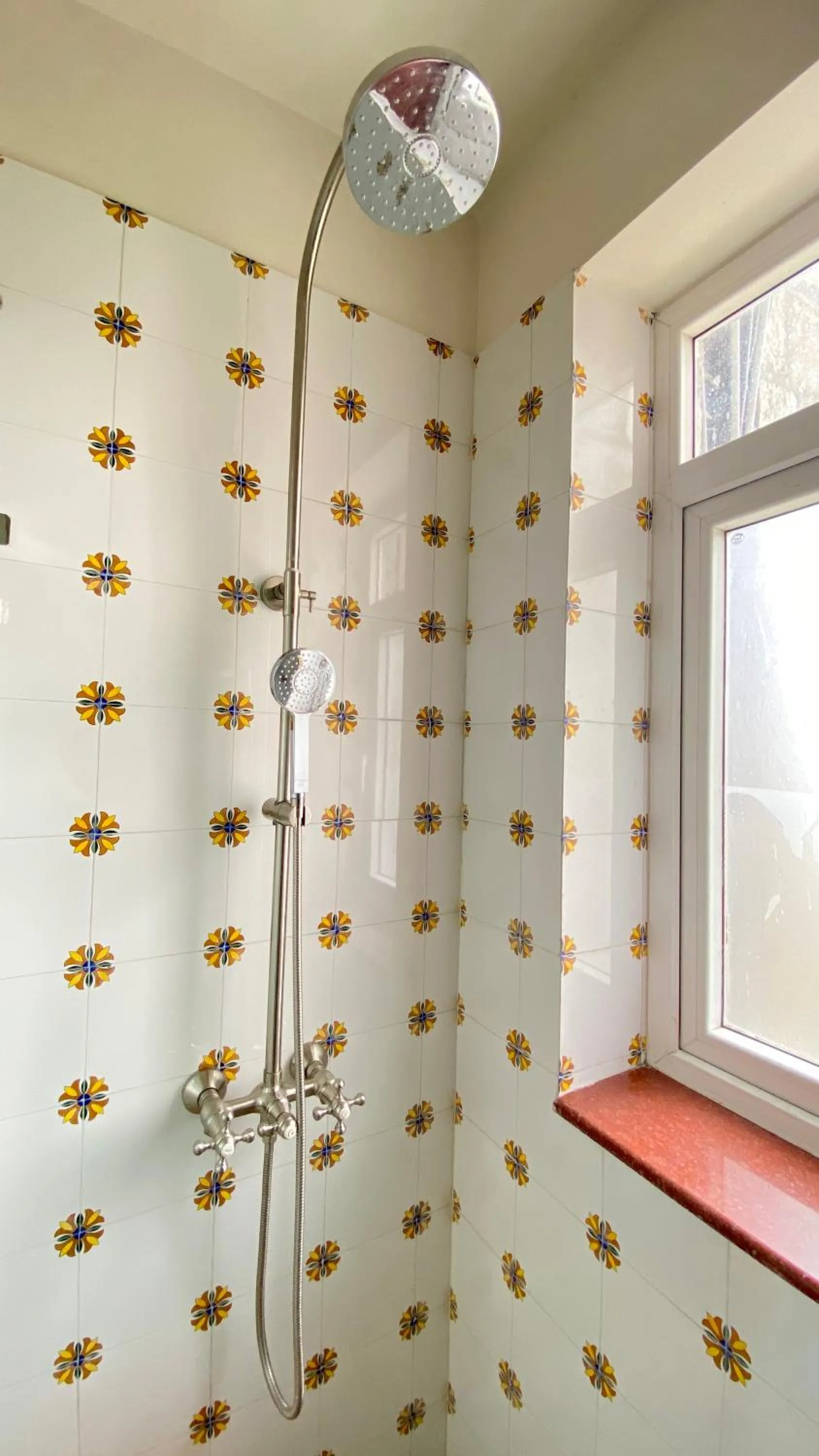 Shower in The Magnolia Lodge