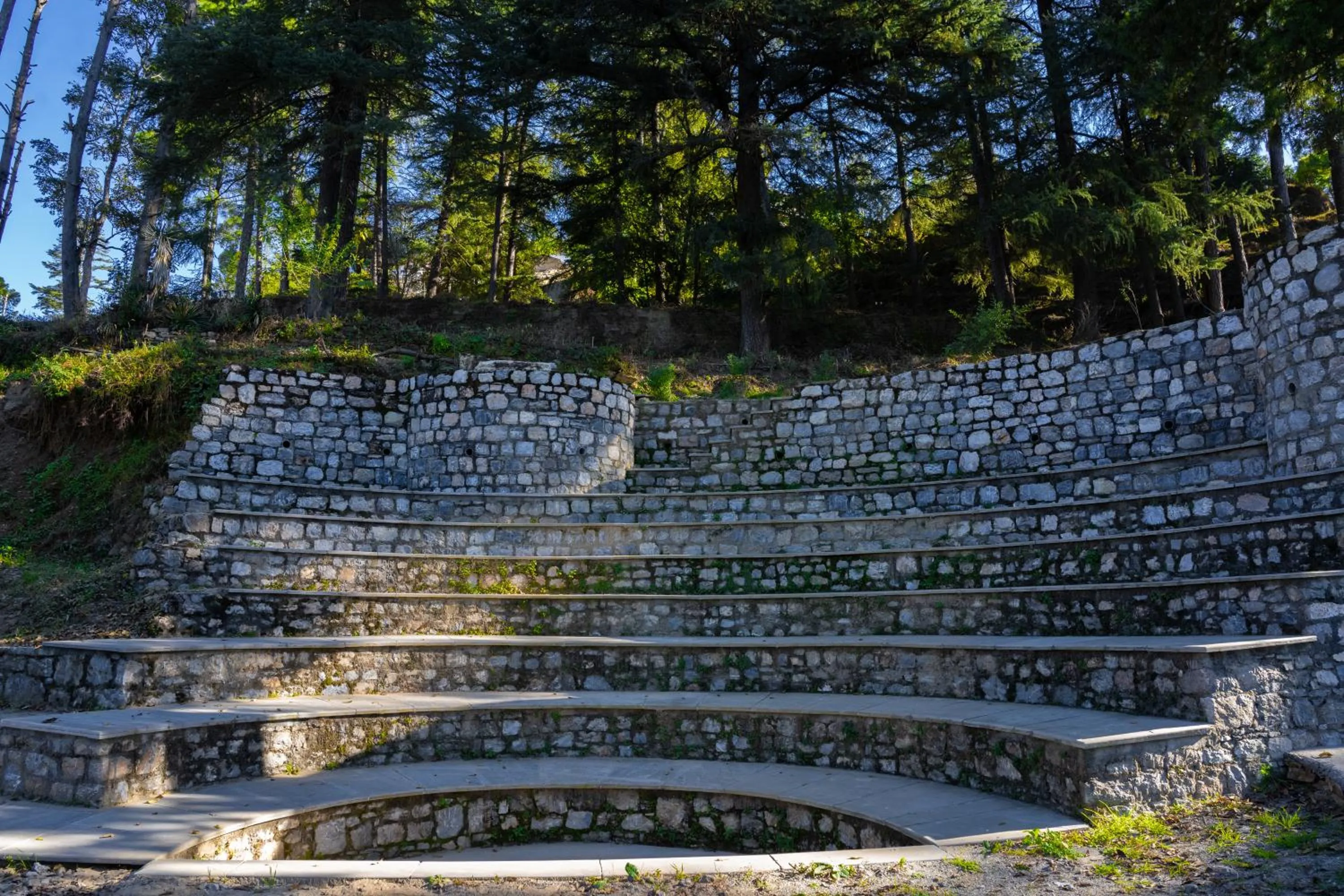 Seating area in The Magnolia Lodge