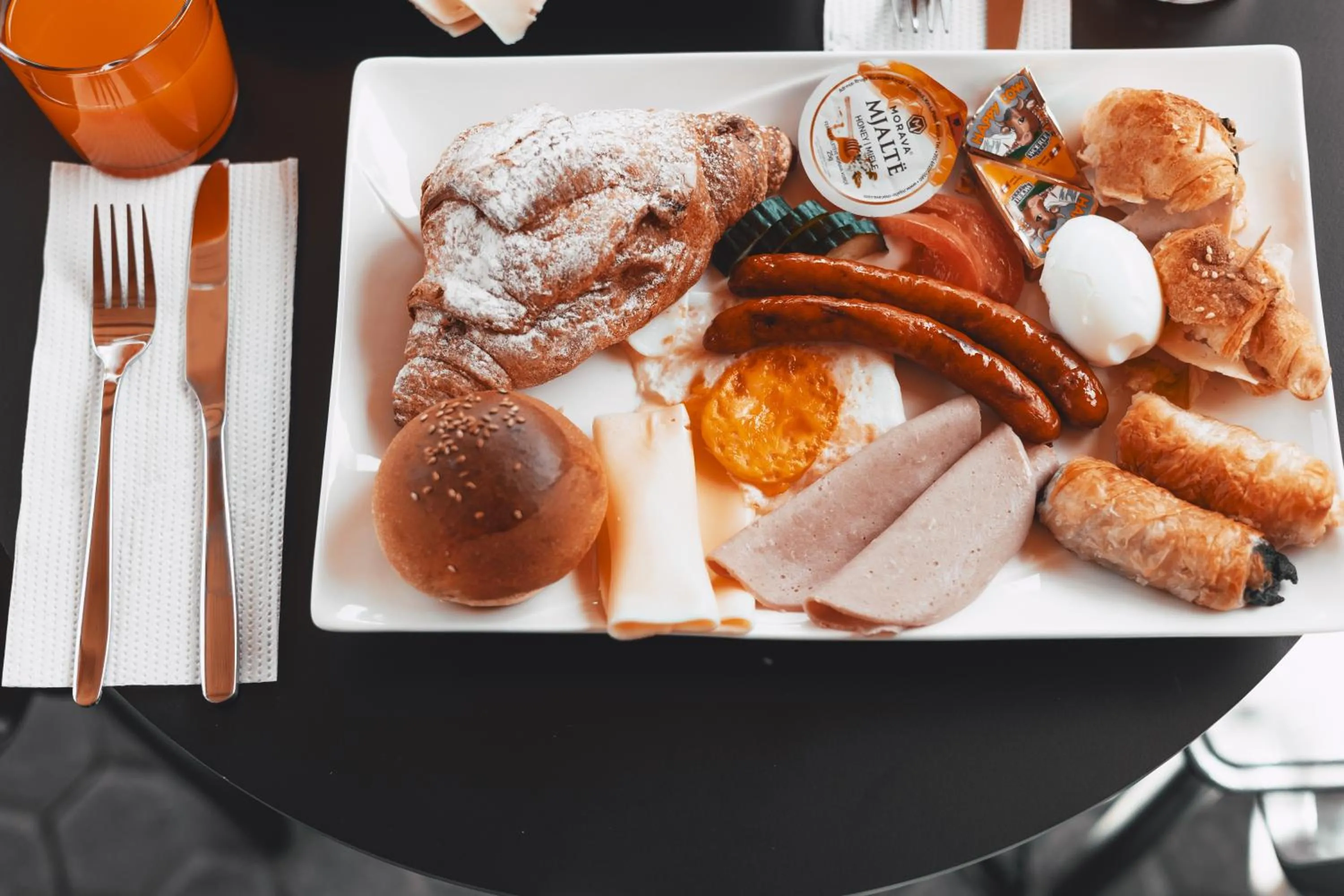 Breakfast in Hotel Beke