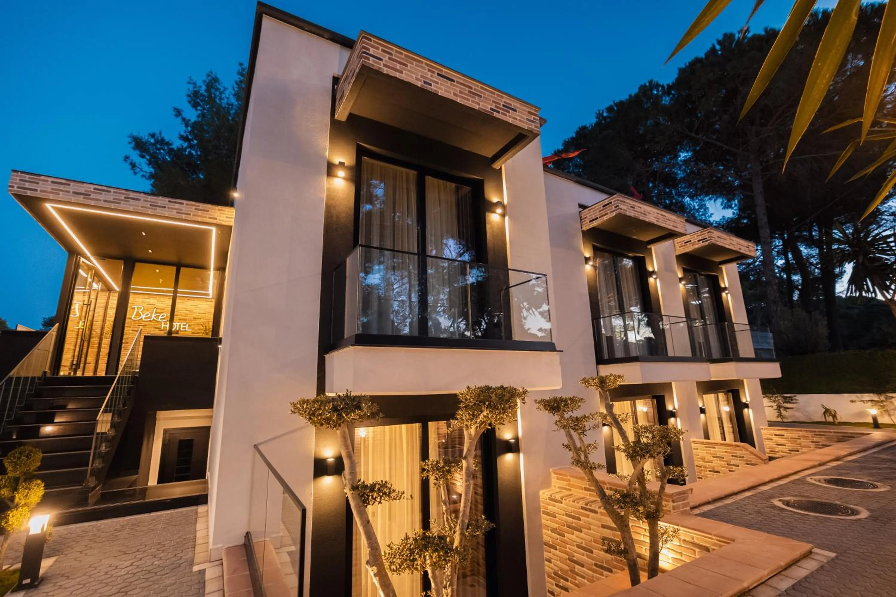 Property building in Hotel Beke