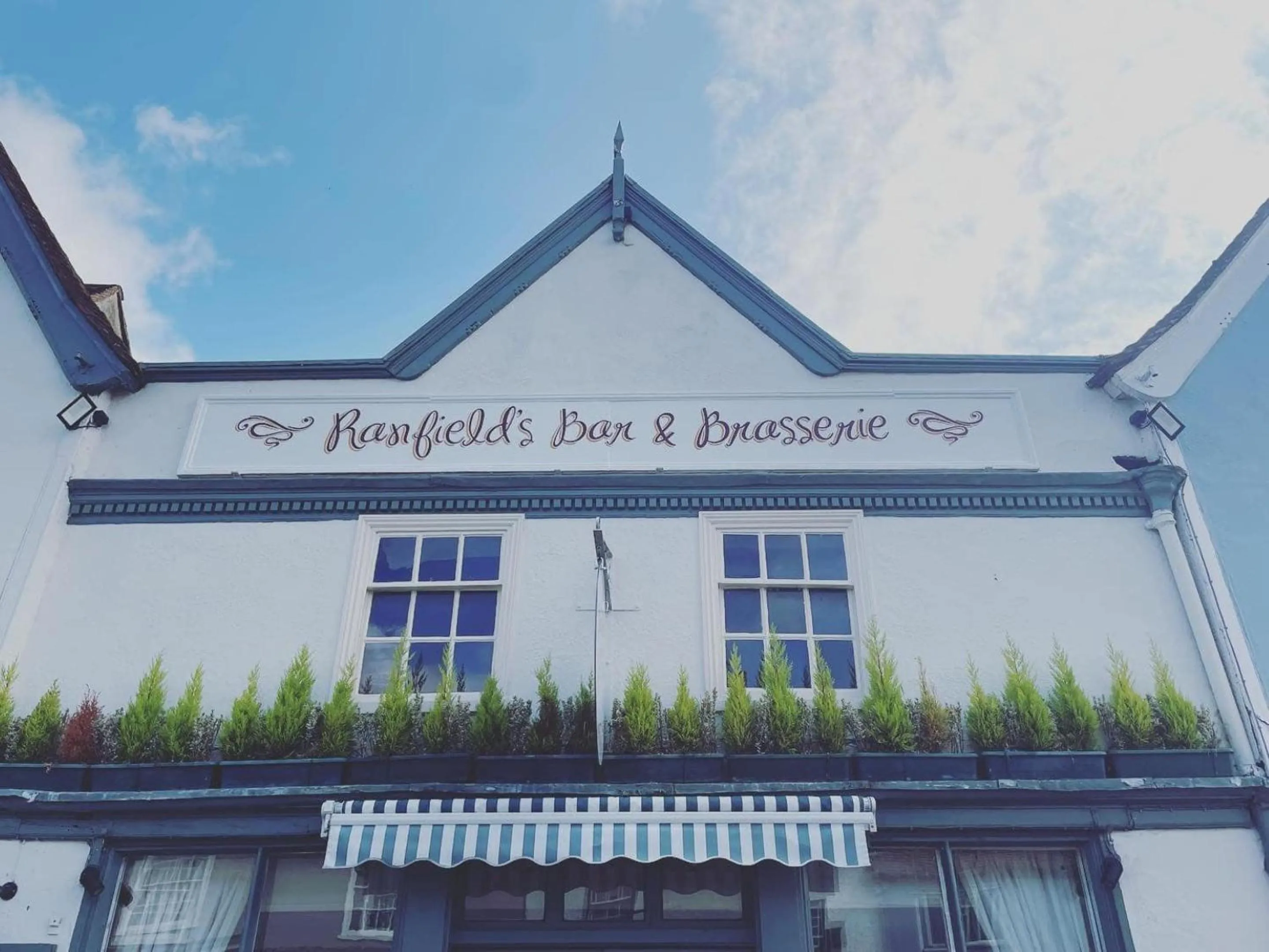 Logo/Certificate/Sign in Ranfield's Brasserie Hotel Rooms
