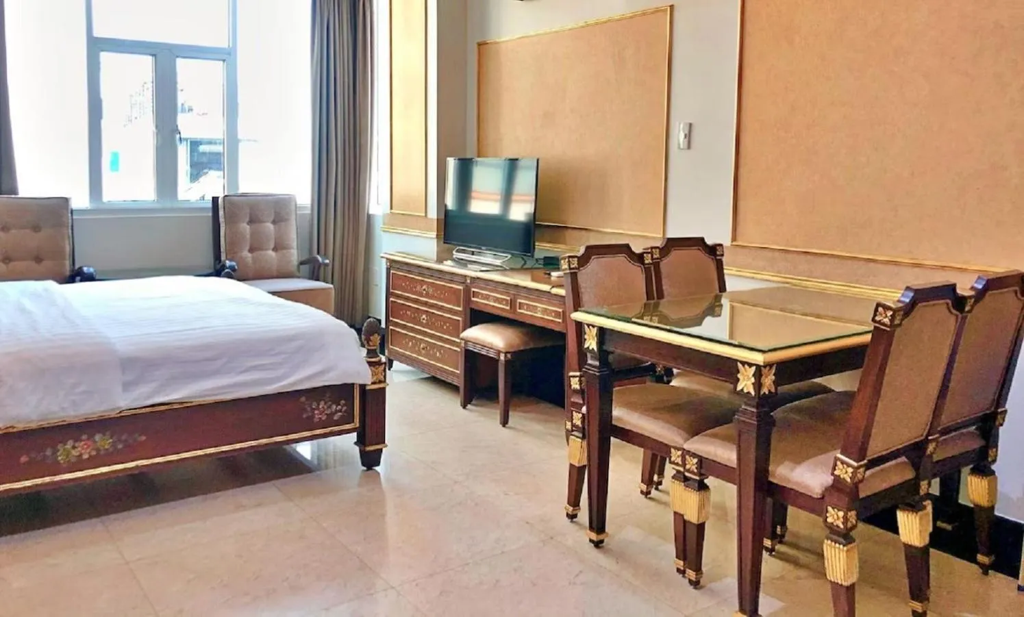 Dining area, Bed in Nicecy Hotel - Apartment Sai Gon City