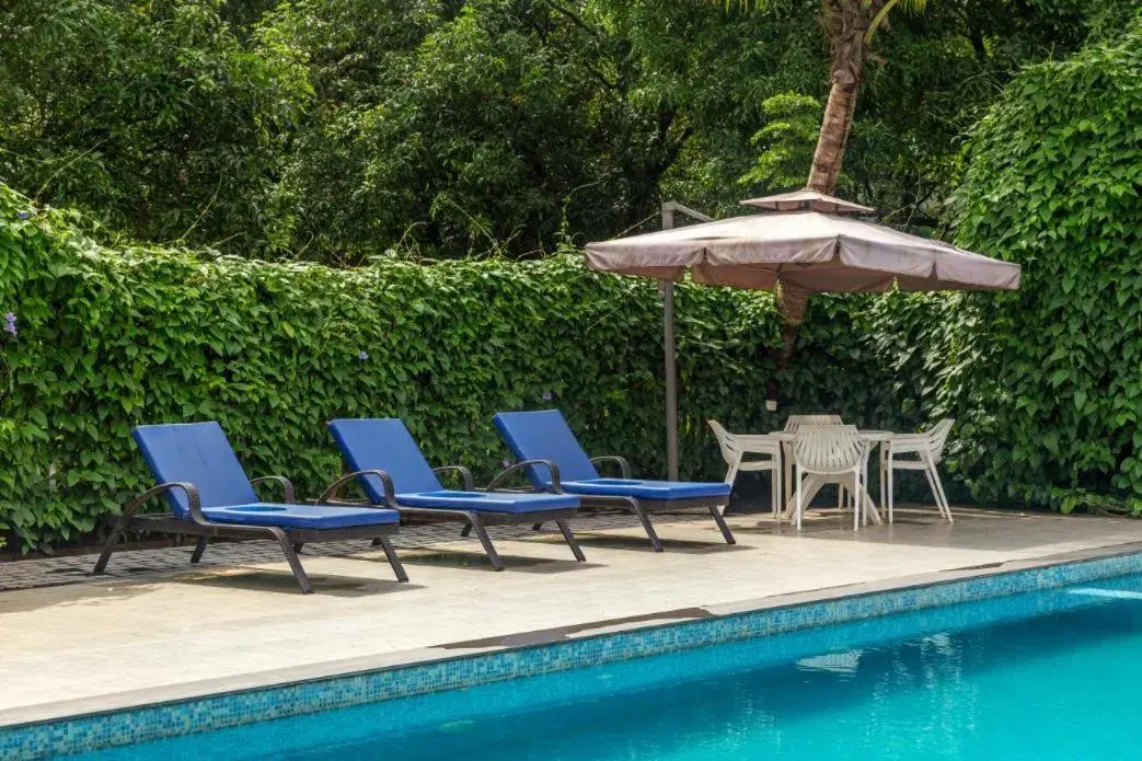 Patio in River Estates Resort, Restaurant & Spa by Vibescapes Patio in River Estates Resort, Restaurant & Spa by Vibescapes