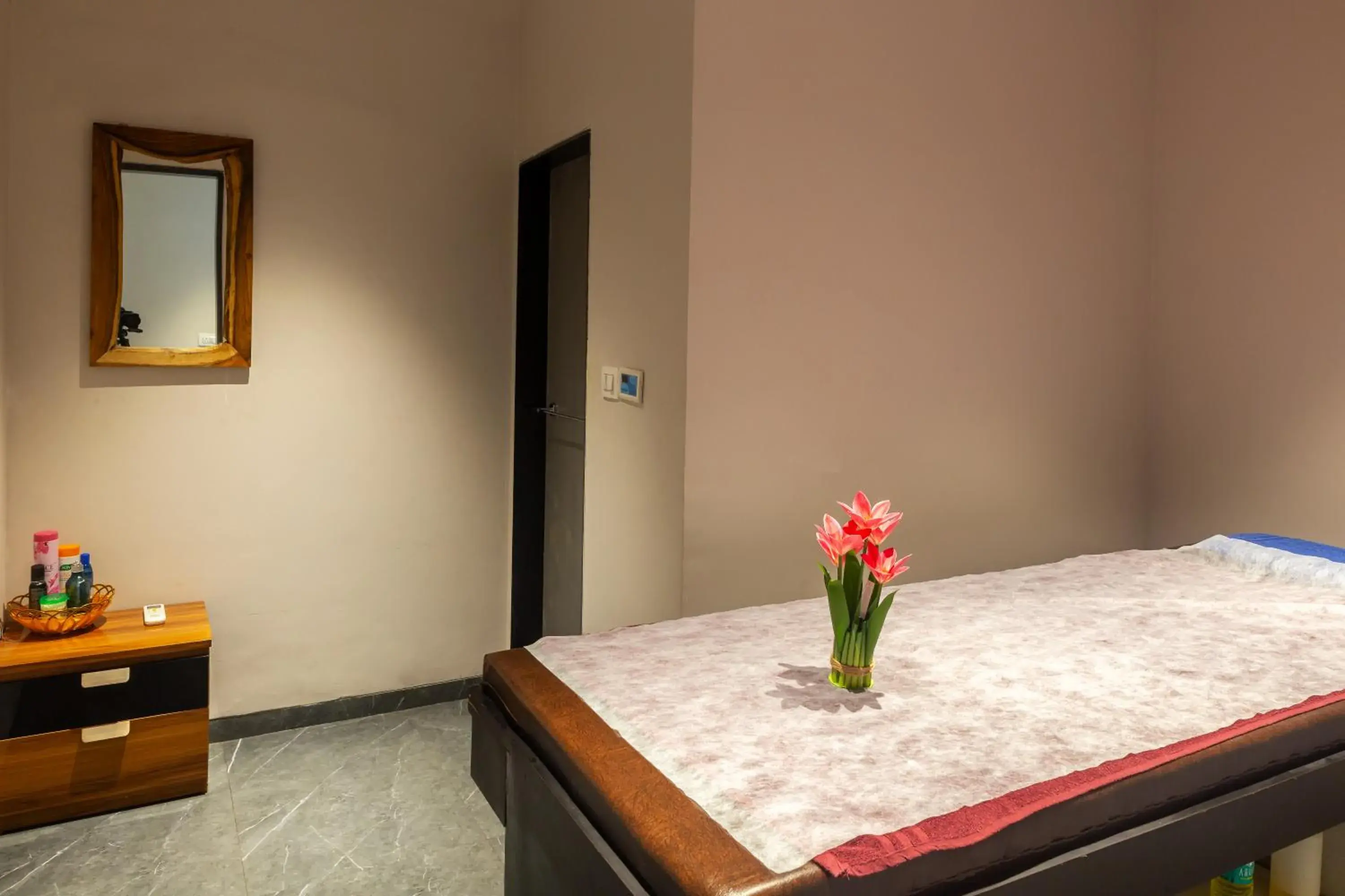 Spa and wellness centre/facilities, Bed in River Estates Resort, Restaurant & Spa by Vibescapes Spa and wellness centre/facilities, Bed in River Estates Resort, Restaurant & Spa by Vibescapes