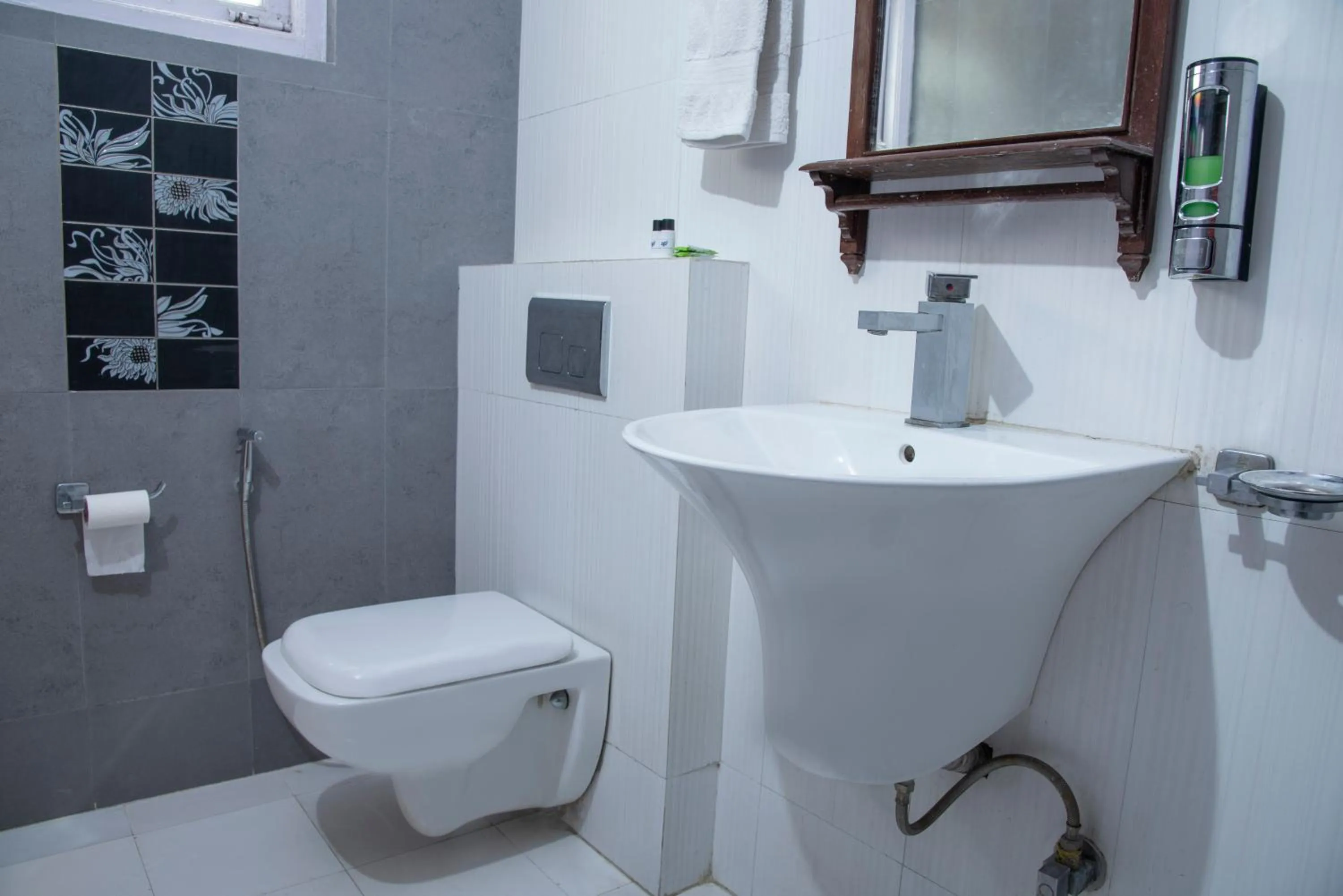 Shimla British Resort