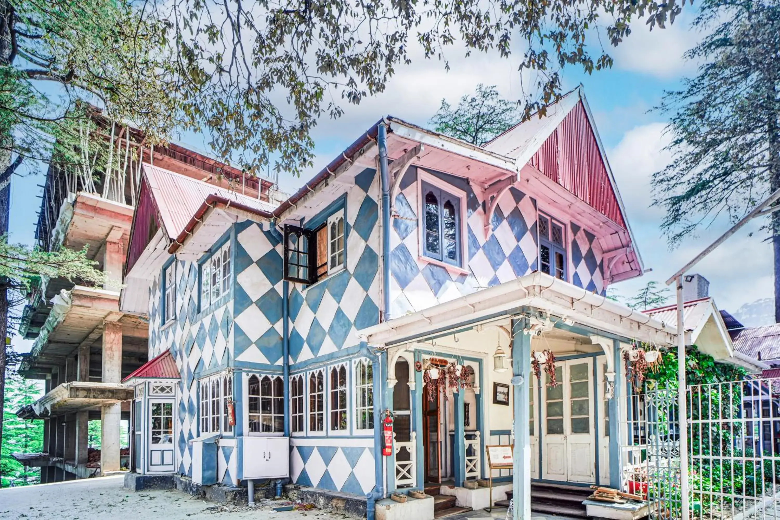 Property building in Shimla British Resort Property building in Shimla British Resort