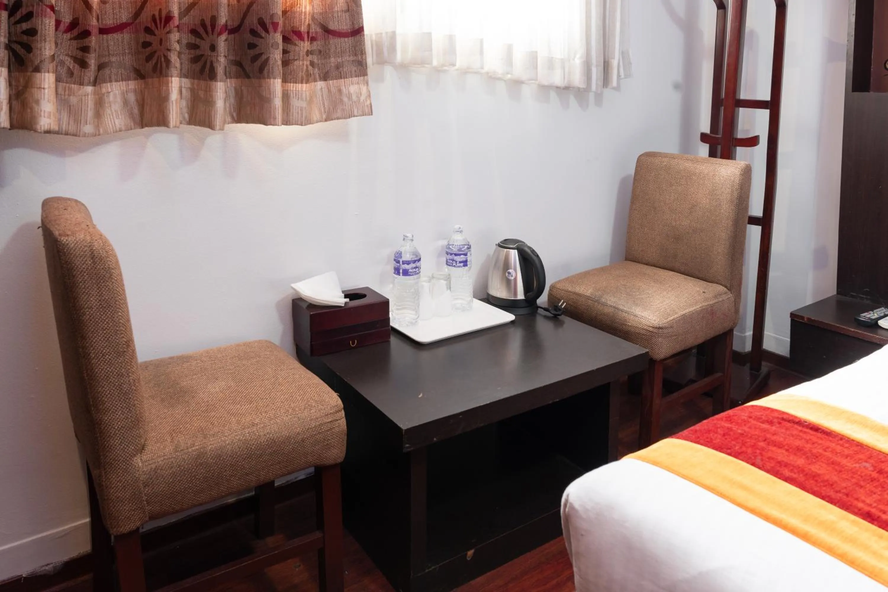 Coffee/tea facilities, Bed in Hotel Kathmandu square