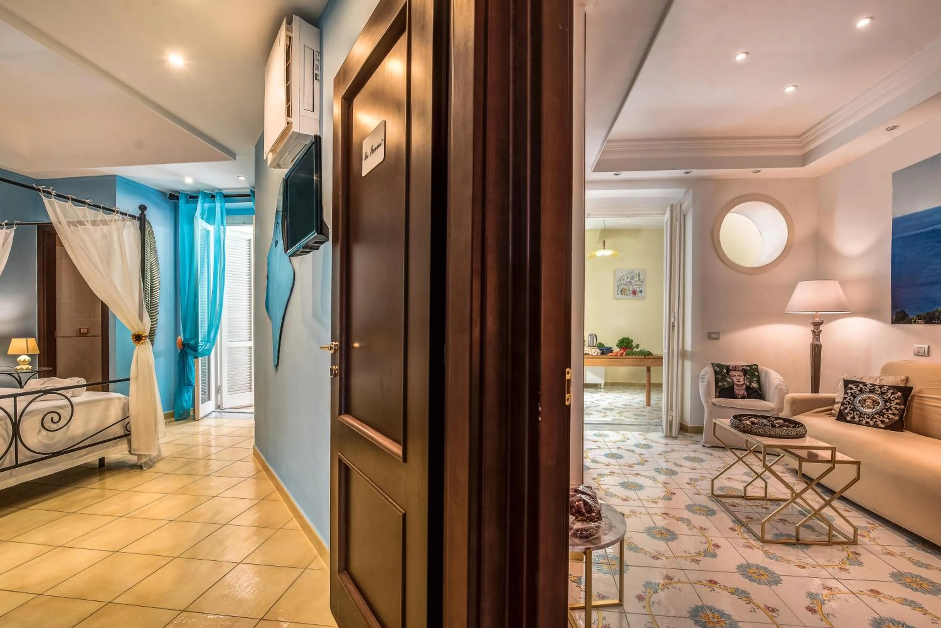 Communal lounge/ TV room, Bed in Rooftop Nerano - Amazing Sea View