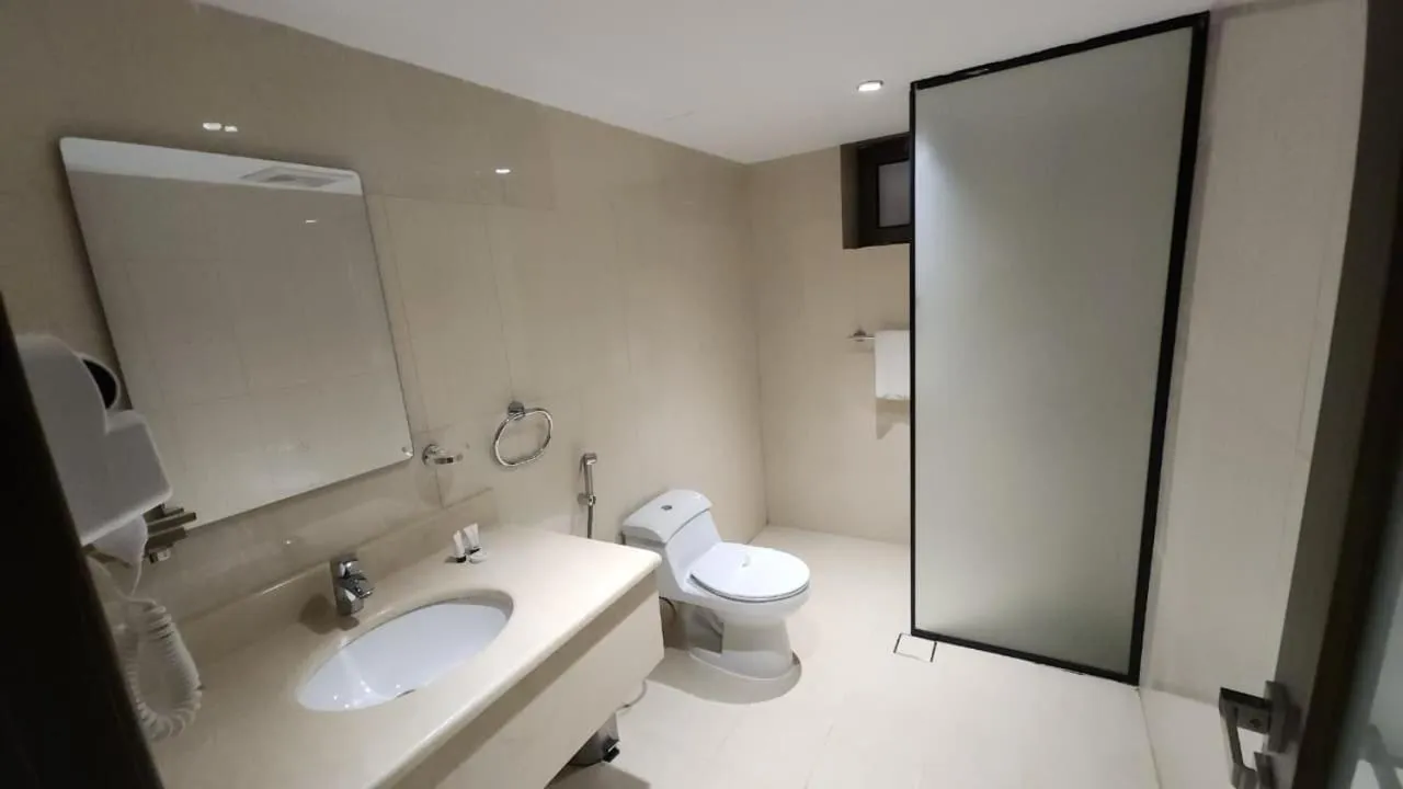 Shower in Maskan Alolya Serviced Apartment