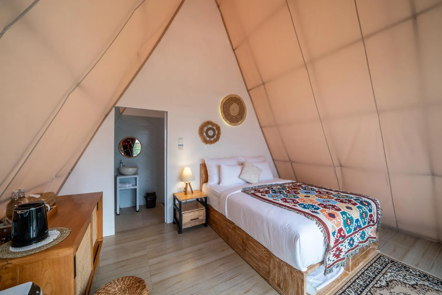 Photo of the whole room, Bed in The Dewi Bedugul