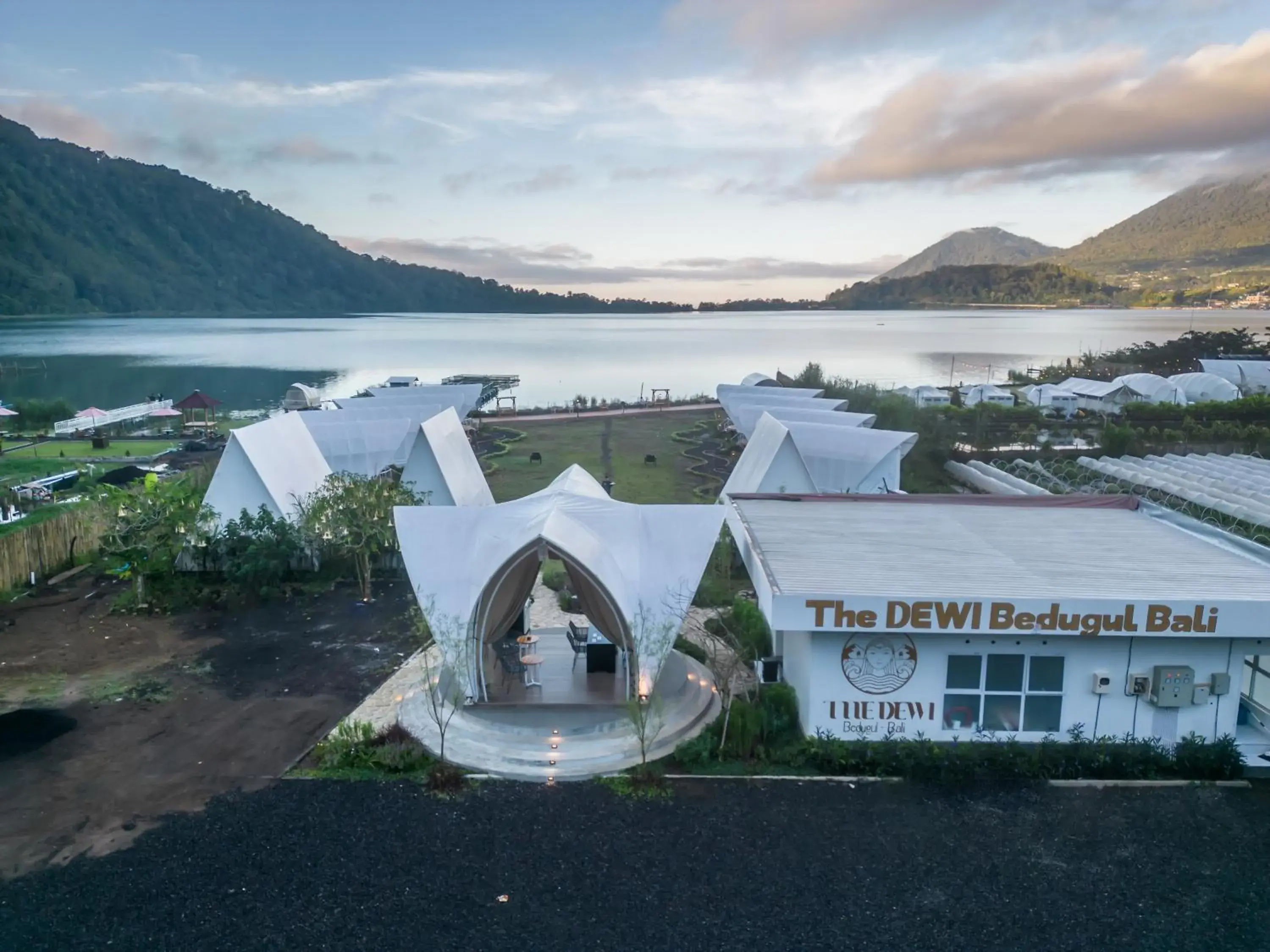 Property building in The Dewi Bedugul Property building in The Dewi Bedugul