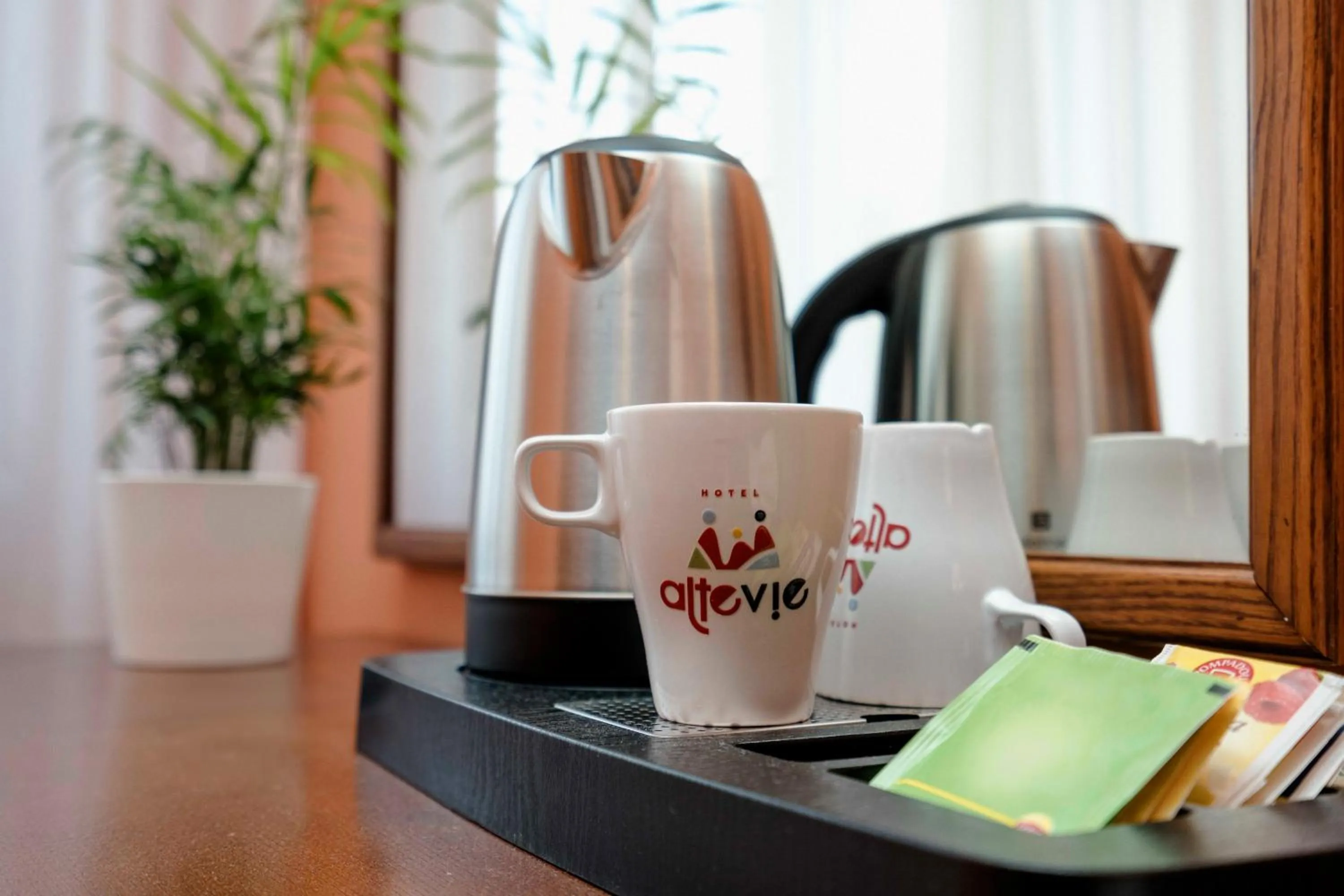 Coffee/tea facilities in Hotel Altevie