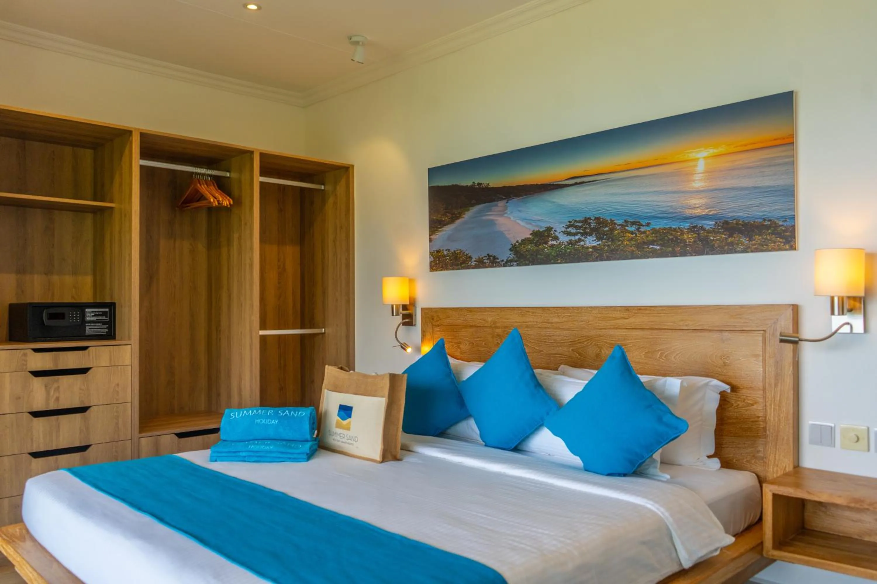 Bed in Summer Sand Holiday Apartments