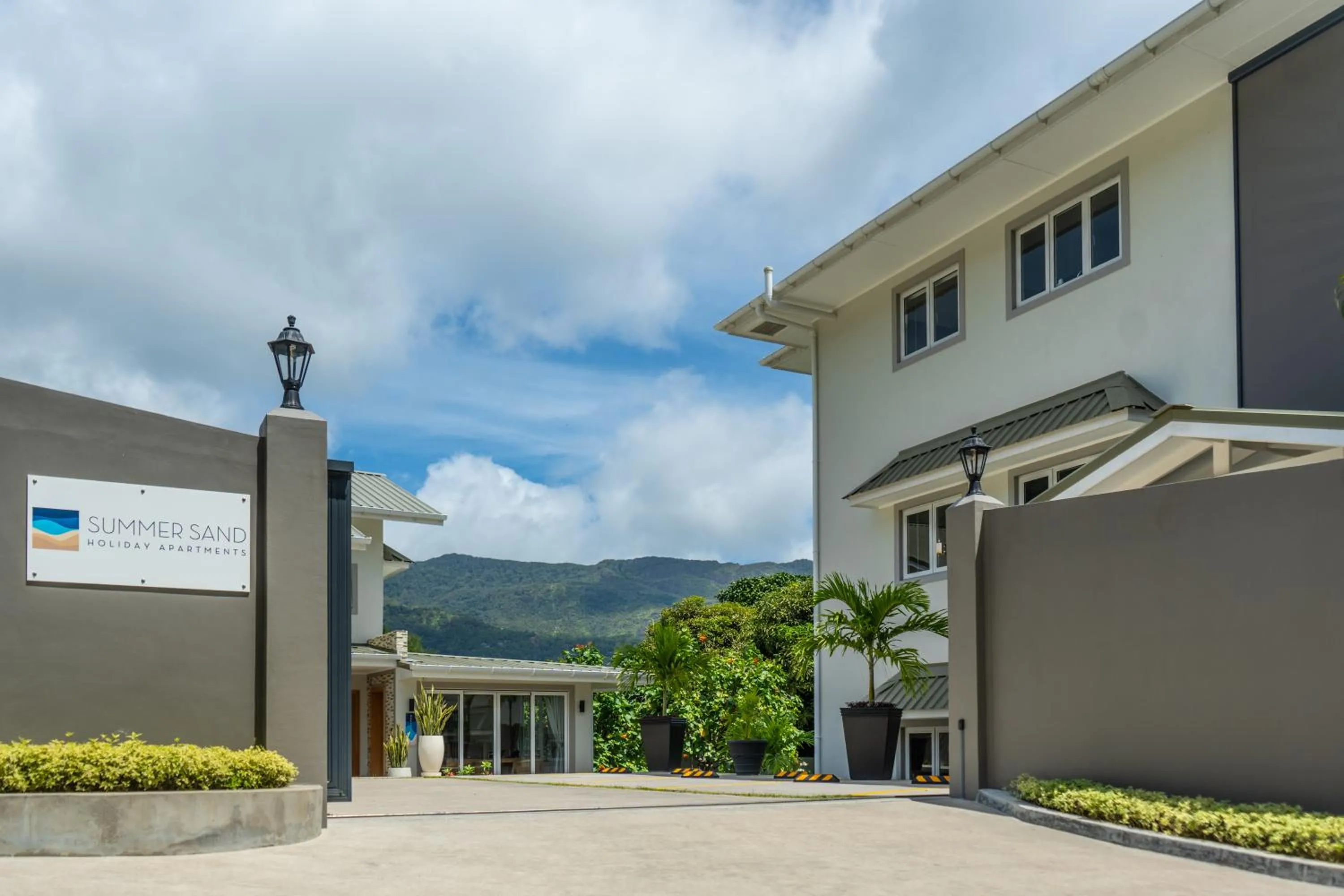 Facade/entrance in Summer Sand Holiday Apartments